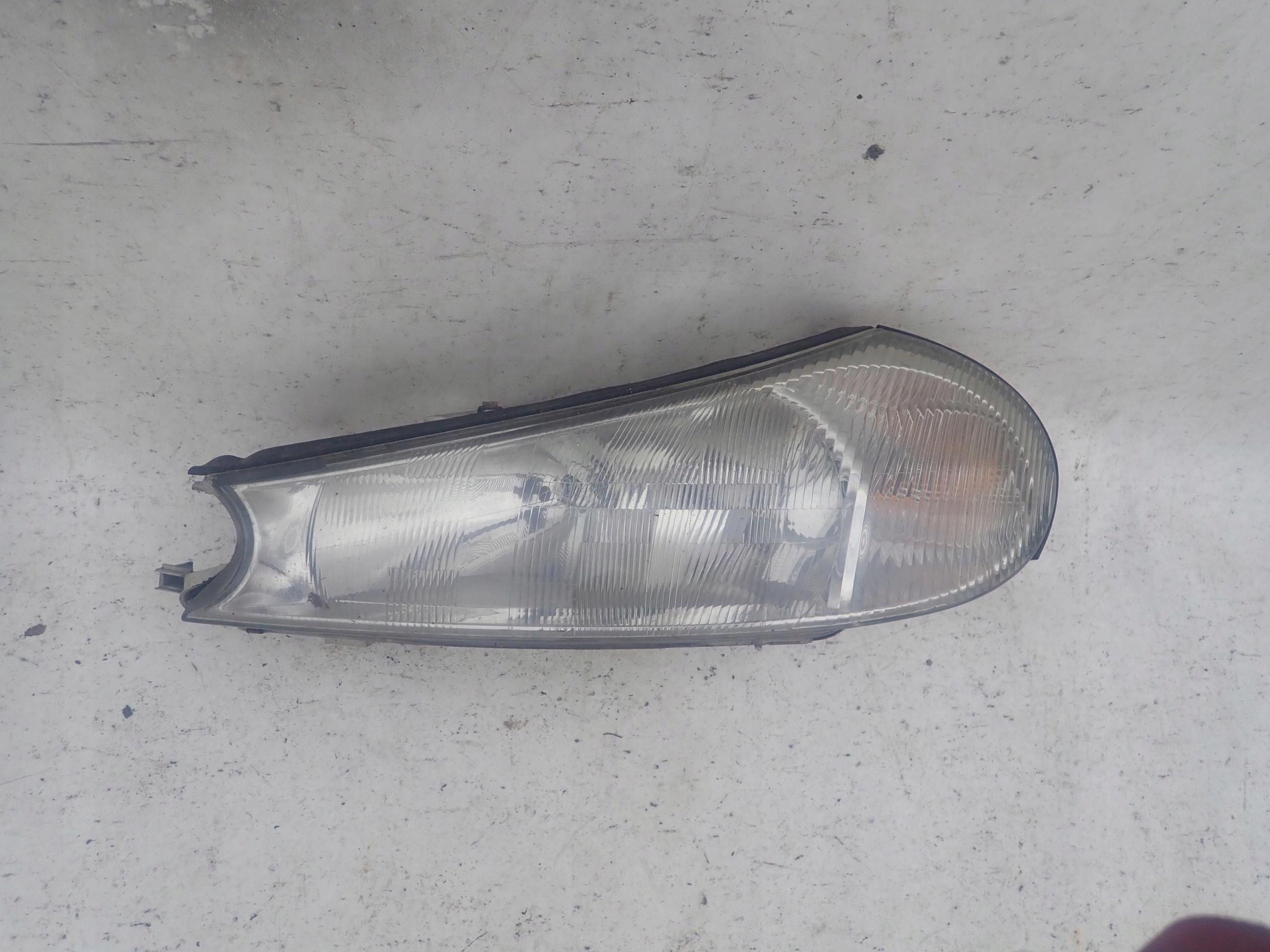 FORD MONDEO MK2 LIFT light left front front