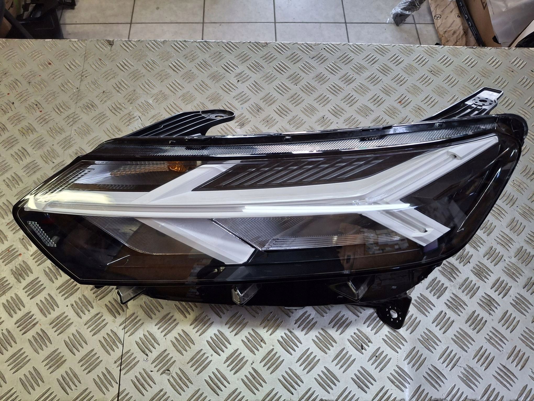 light left front LED DACIA SANDERO III JOGGER 2020R->