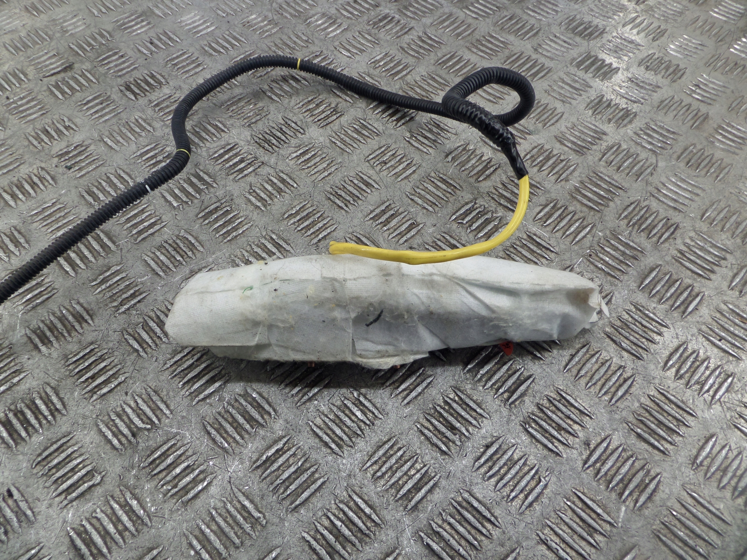 MAZDA 3 seat airbag right left airbag original OE