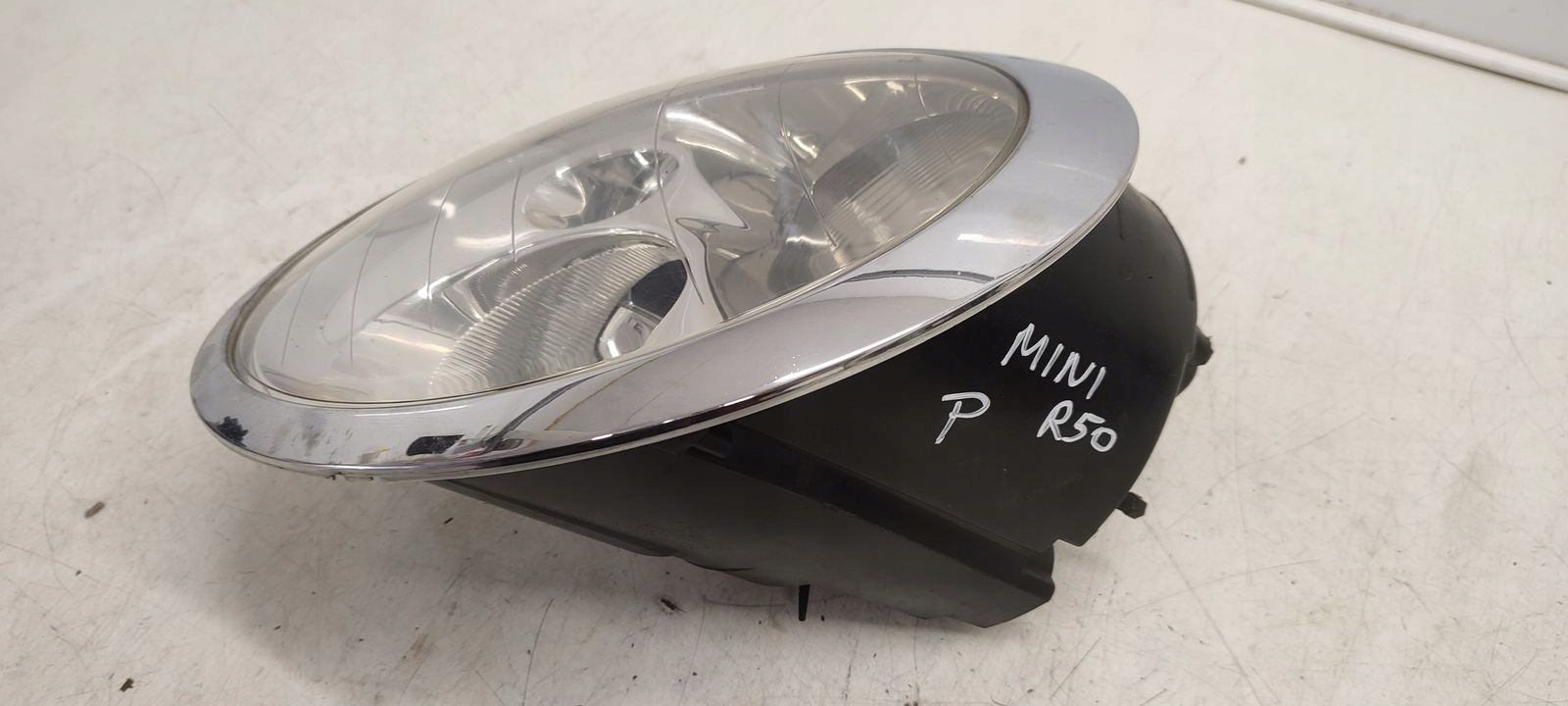 light front front right Mini R50