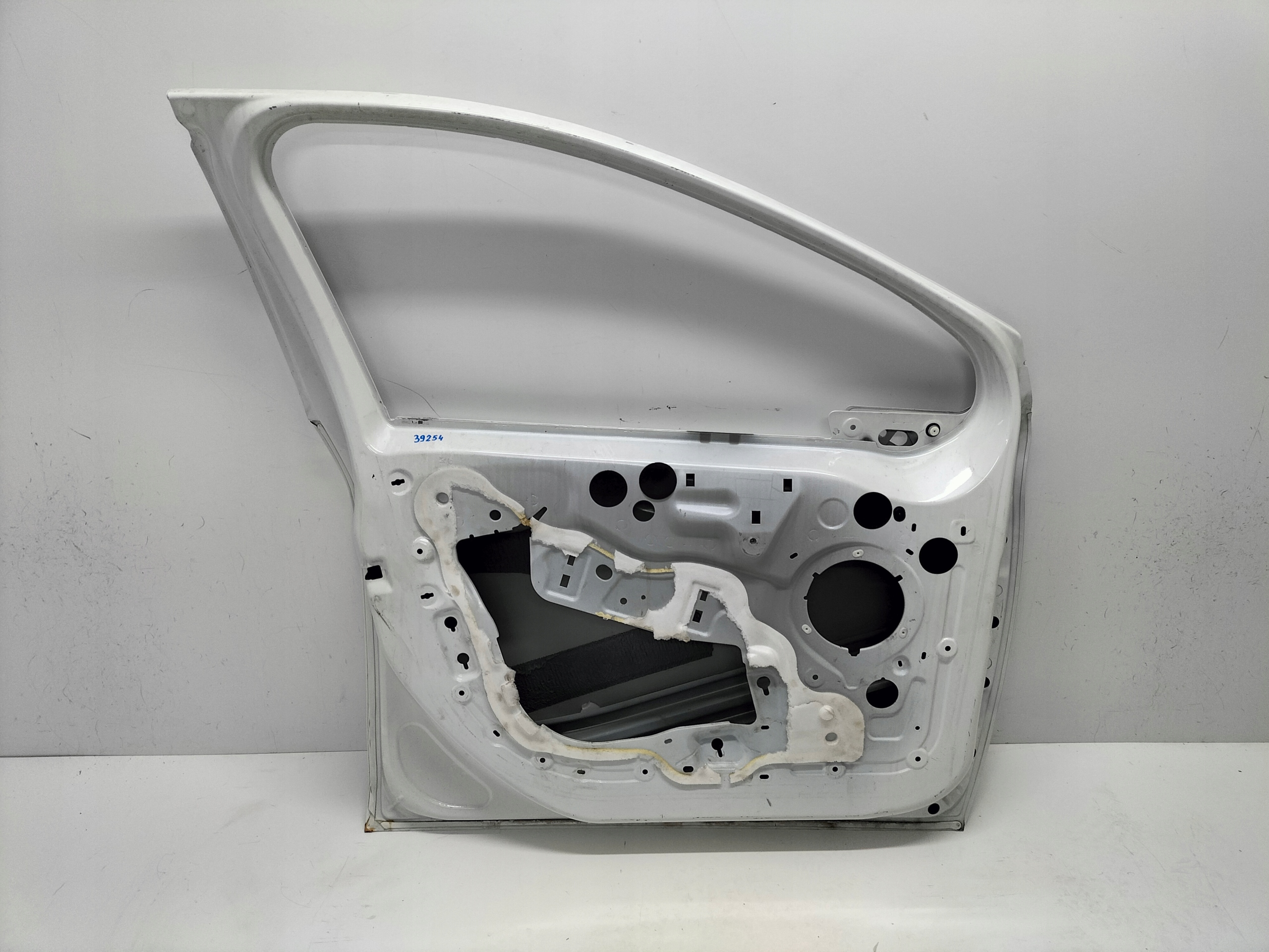 door front front left PEUGEOT 2008 and 13-19
