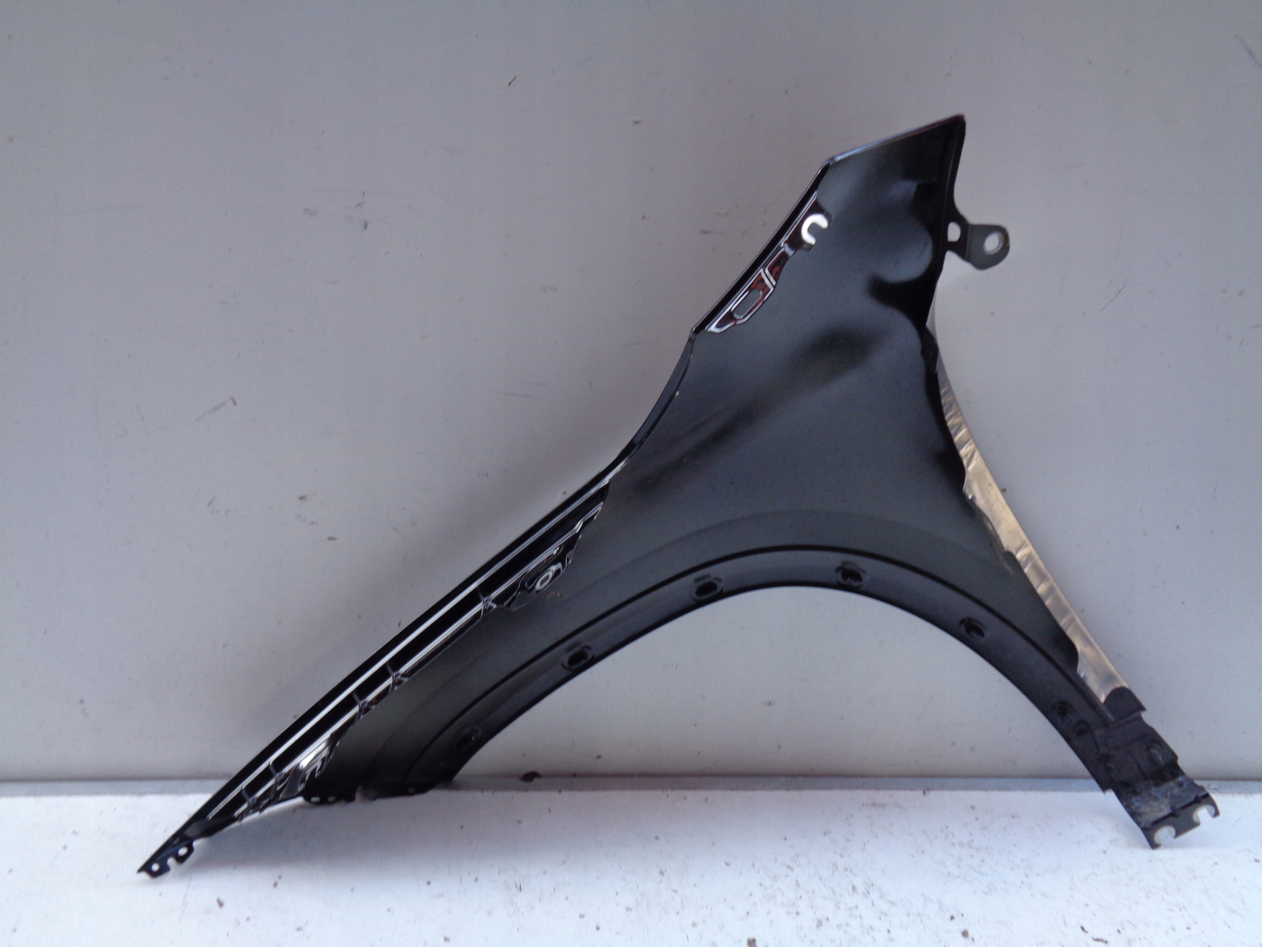 fender right front MERCEDES GLA W247 18- NR 44940