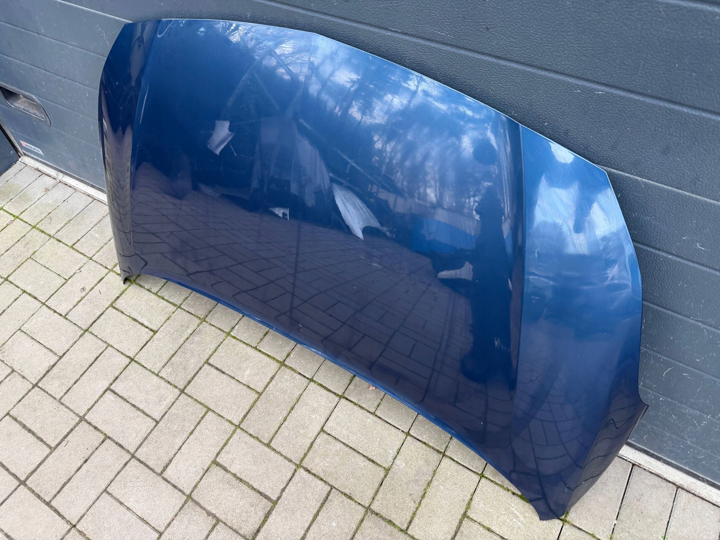 Opel Corsa E bonnet front front engine housing cover