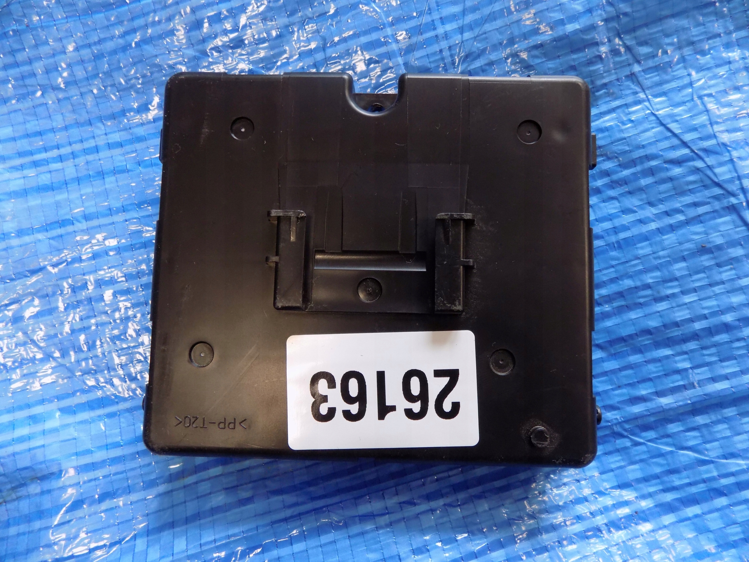 module control unit NISSAN JUKE F16 20R 1,0DIG-T