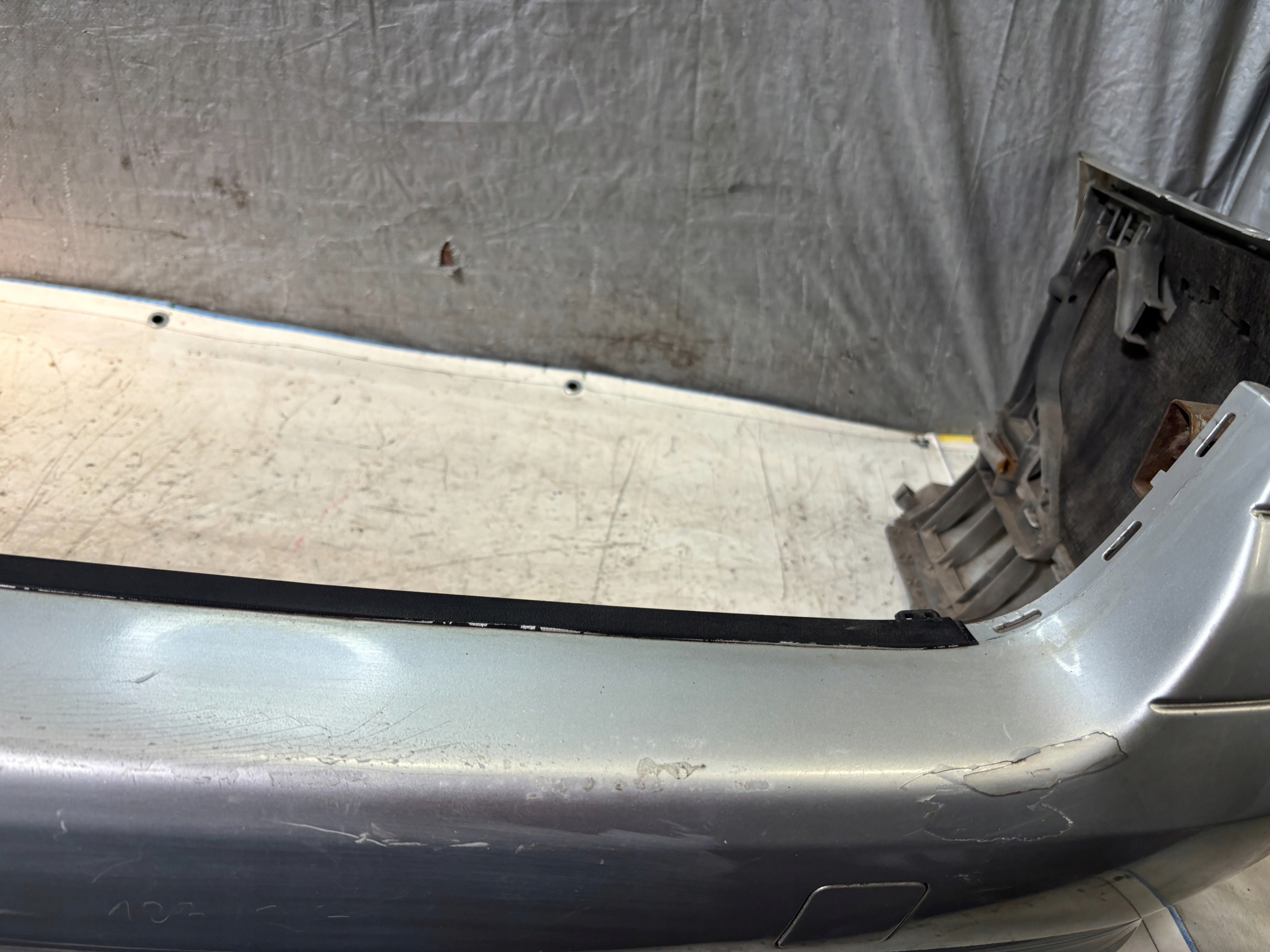 bumper rear Mercedes W211 kombi k: 744
