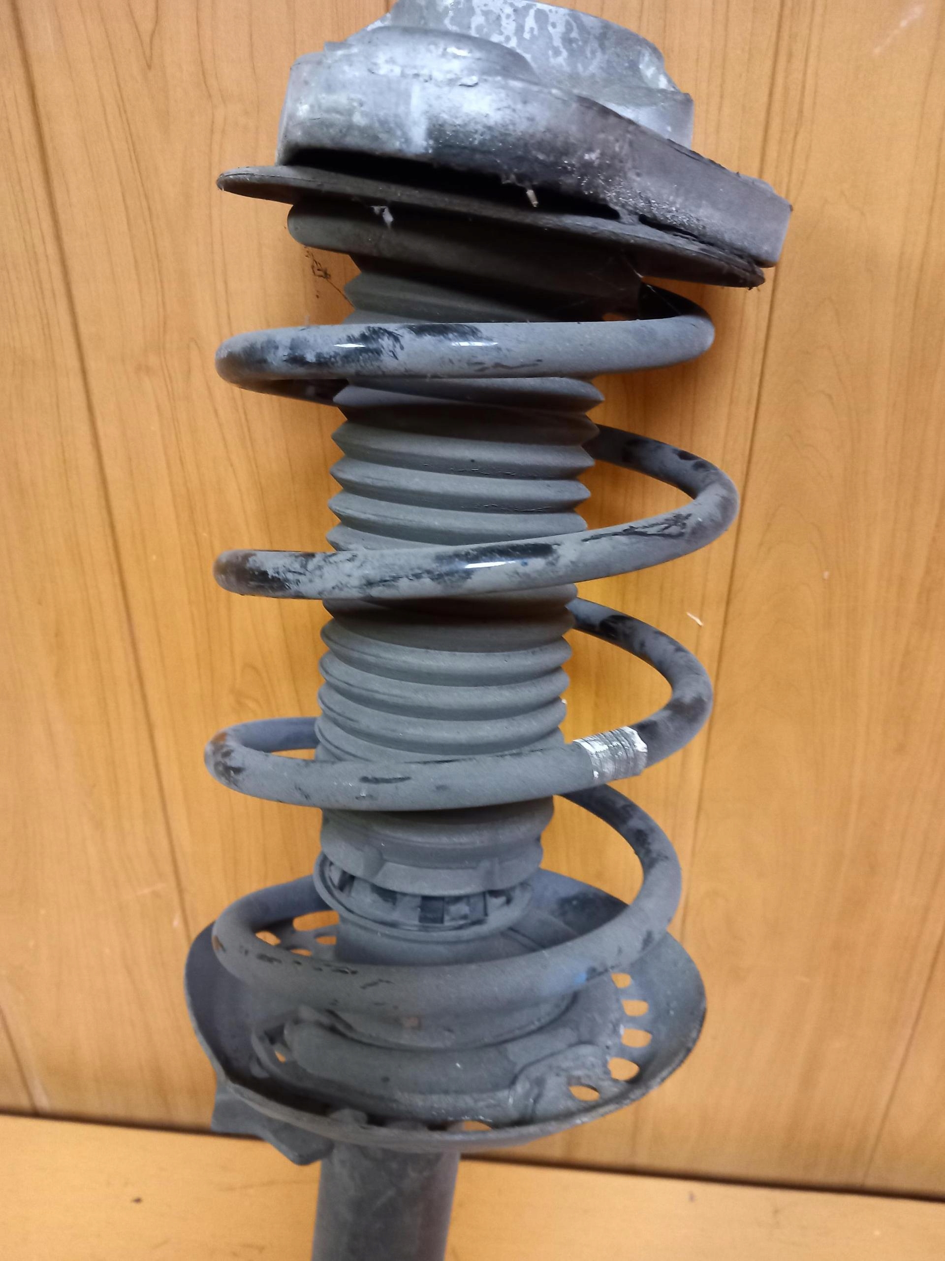 shock absorber front MERCEDES E-KLASA W212 A2123200613 09-16