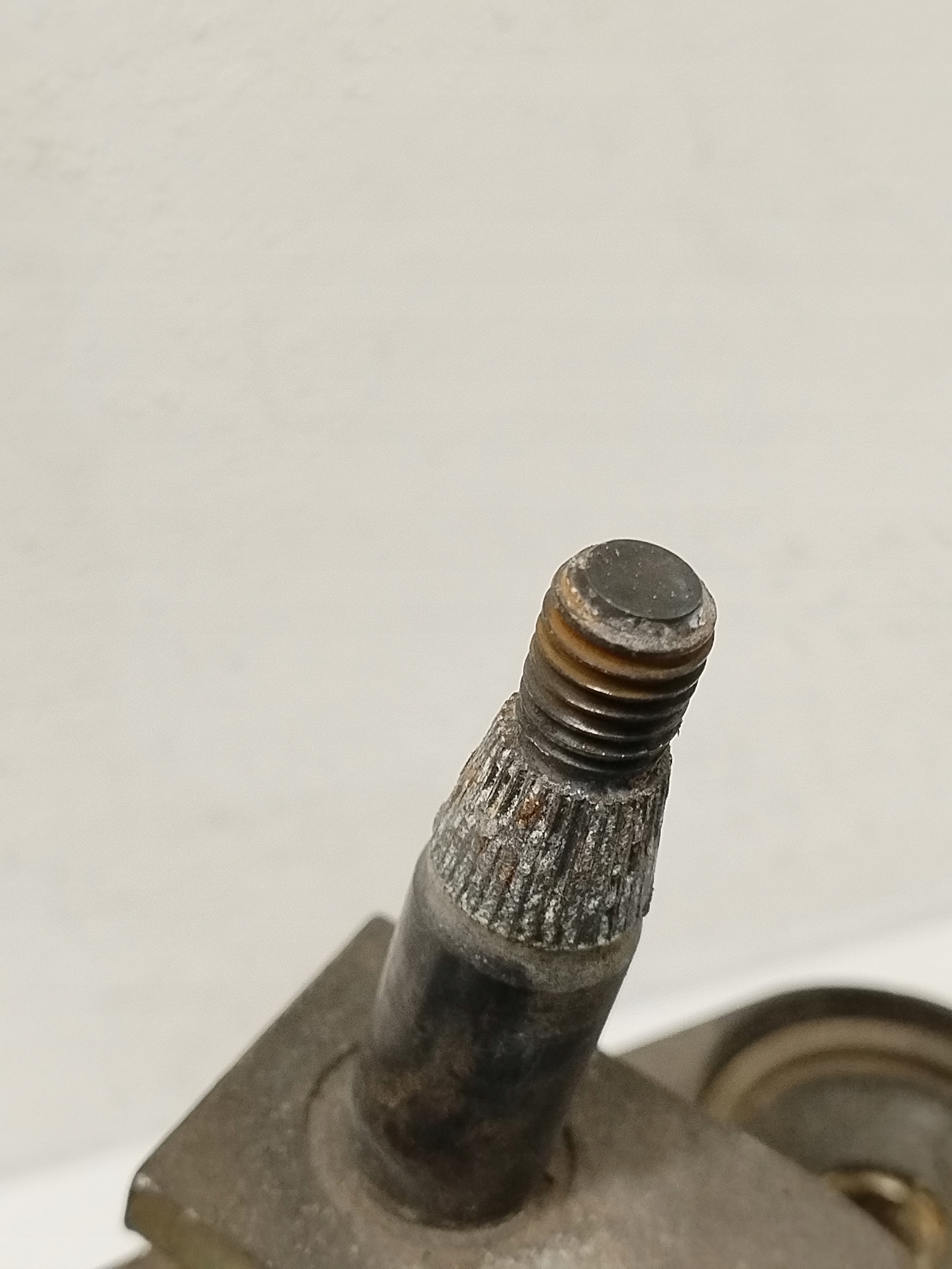 Wischergestänge przednich Ford XS4117504AH