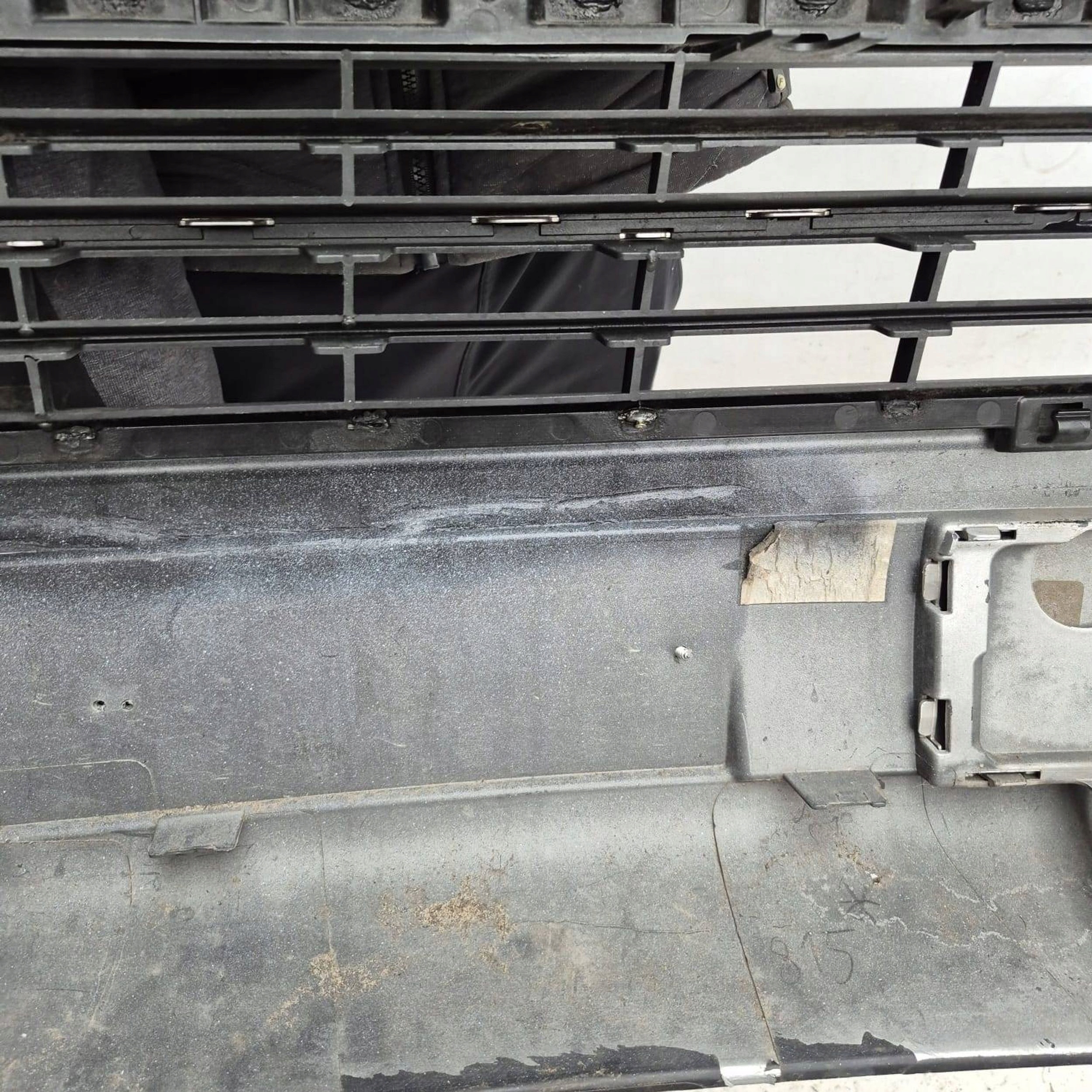 VW T5 MULTIVAN LIFT 09-15 nárazník předek přední SPR