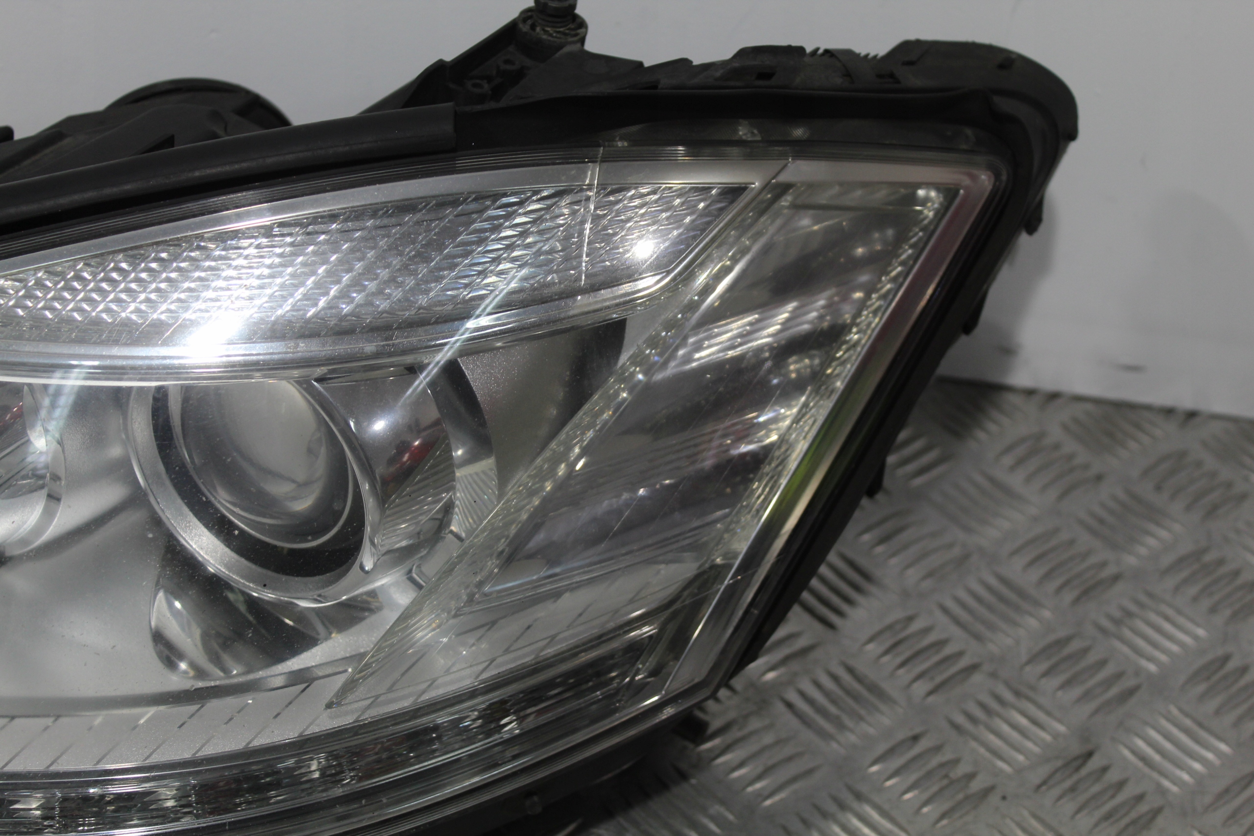 lights front XENONY S-KLASA W221 LIFT A2218200639
