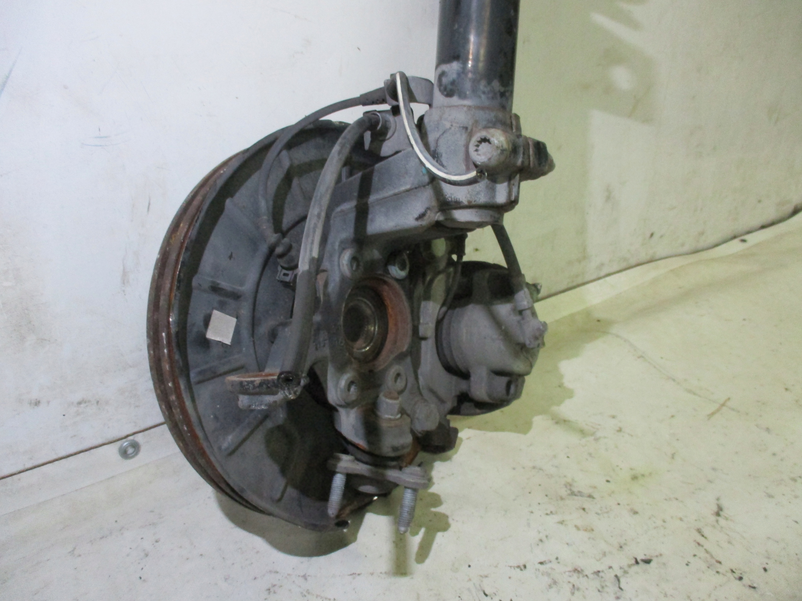 shock absorber swing left front Audi Q3 lift 5N0413031AT