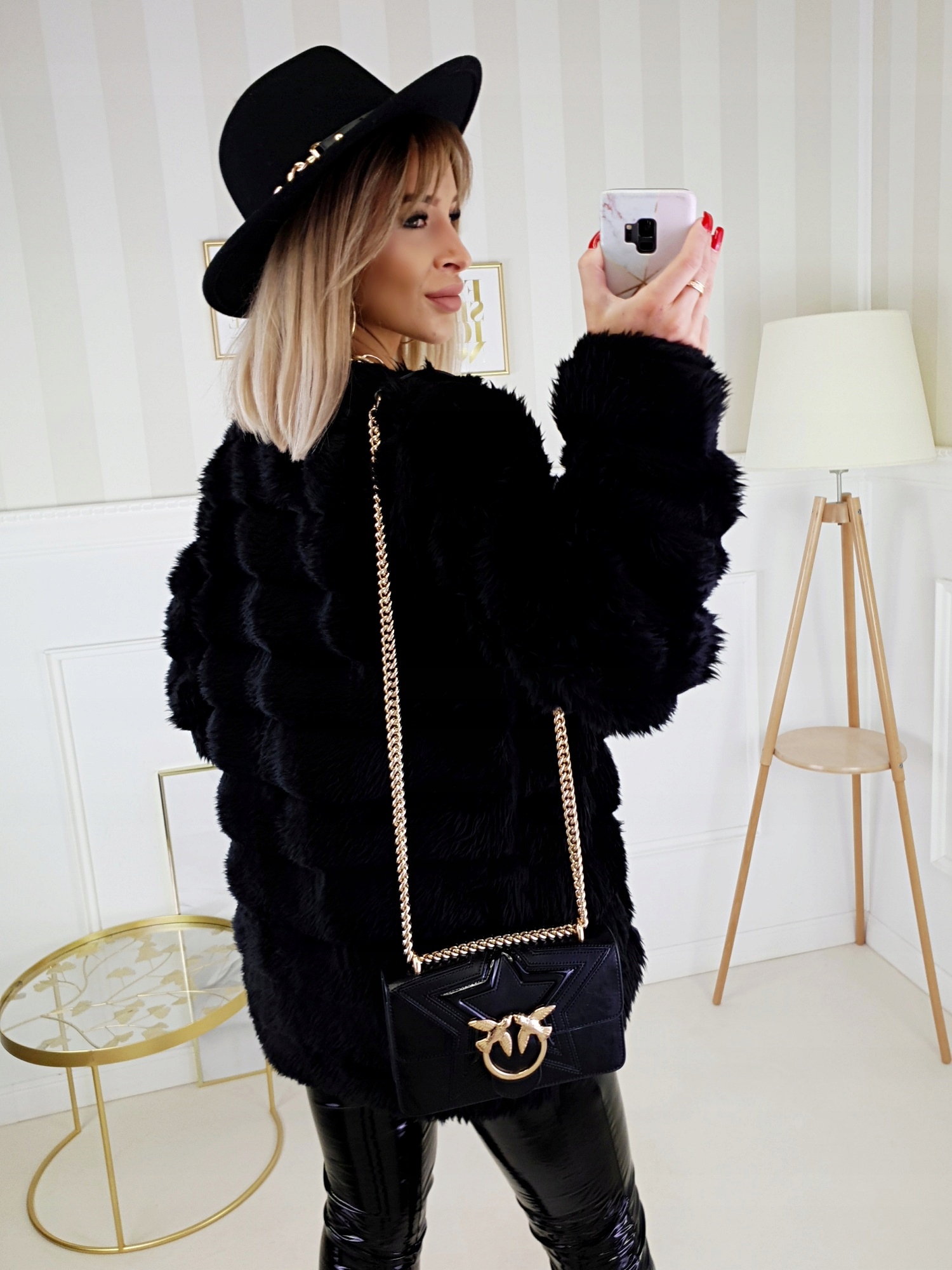 Ekskluzywna MIĘCIUTKA Futrzana KURTKA Ciepła FUTRO Rodzaj sztuczne