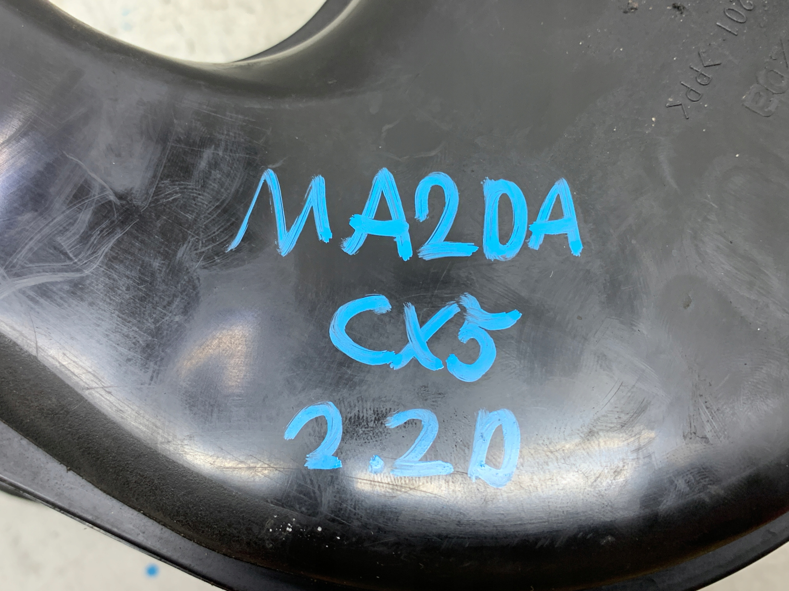 trouba TROUBA přívod vzduchový SH01-13201 MAZDA CX5 CX-5 a (2012-2017)