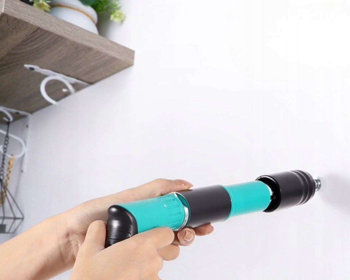 AIR GUN MANUAL FOR NAILS NAILER SET NAILER + 200 NAILS Tool weight 1.3 kg