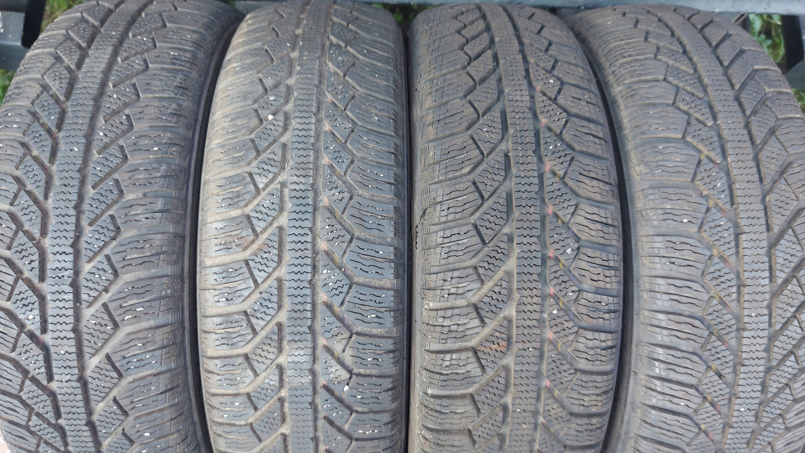 SEMPERIT MASTER-GRIP 2 165/60R15 gume zimske 7mm