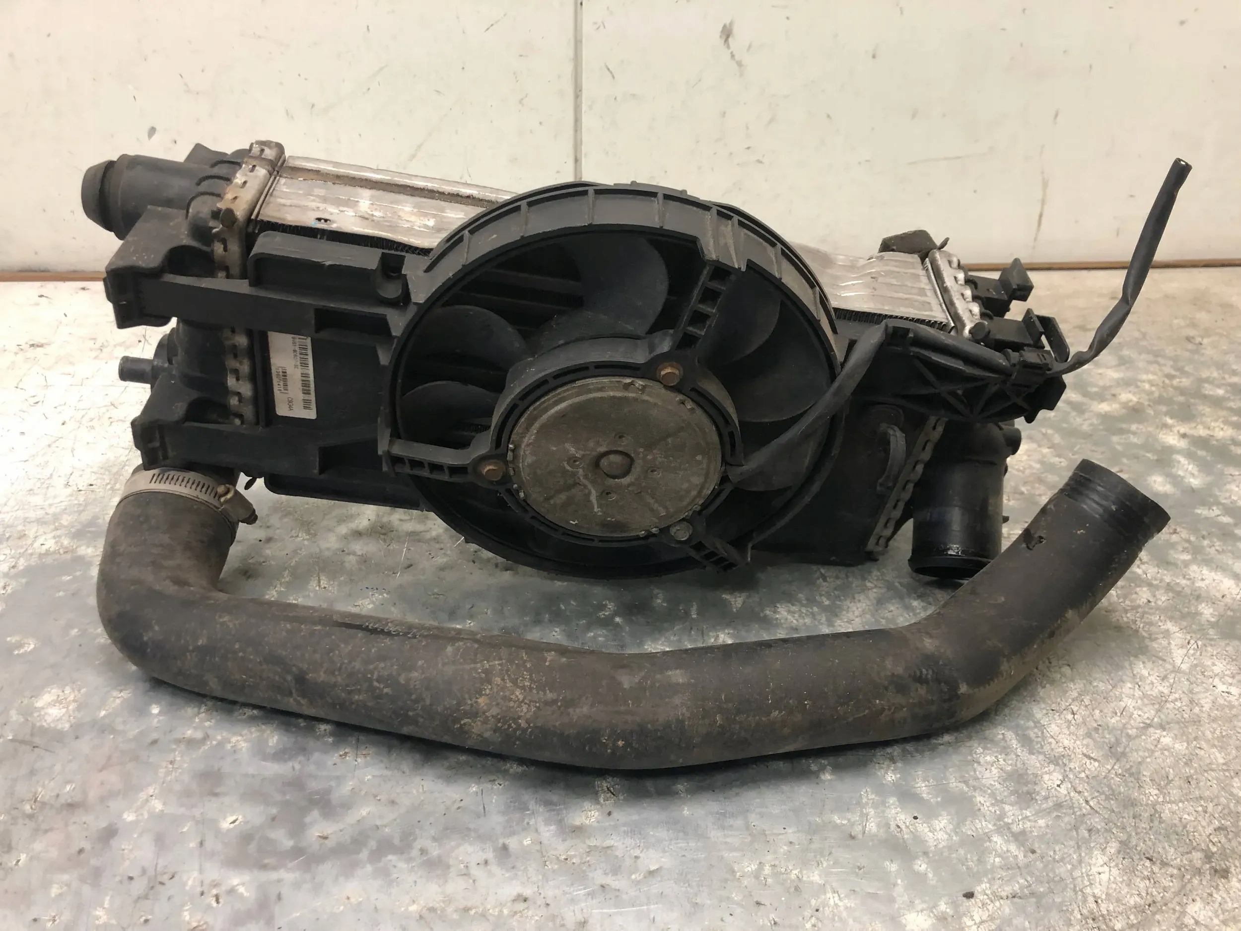 radiator intercooler FORD FOCUS MK3 CV61-9L440-VC BV61-8C607-SC