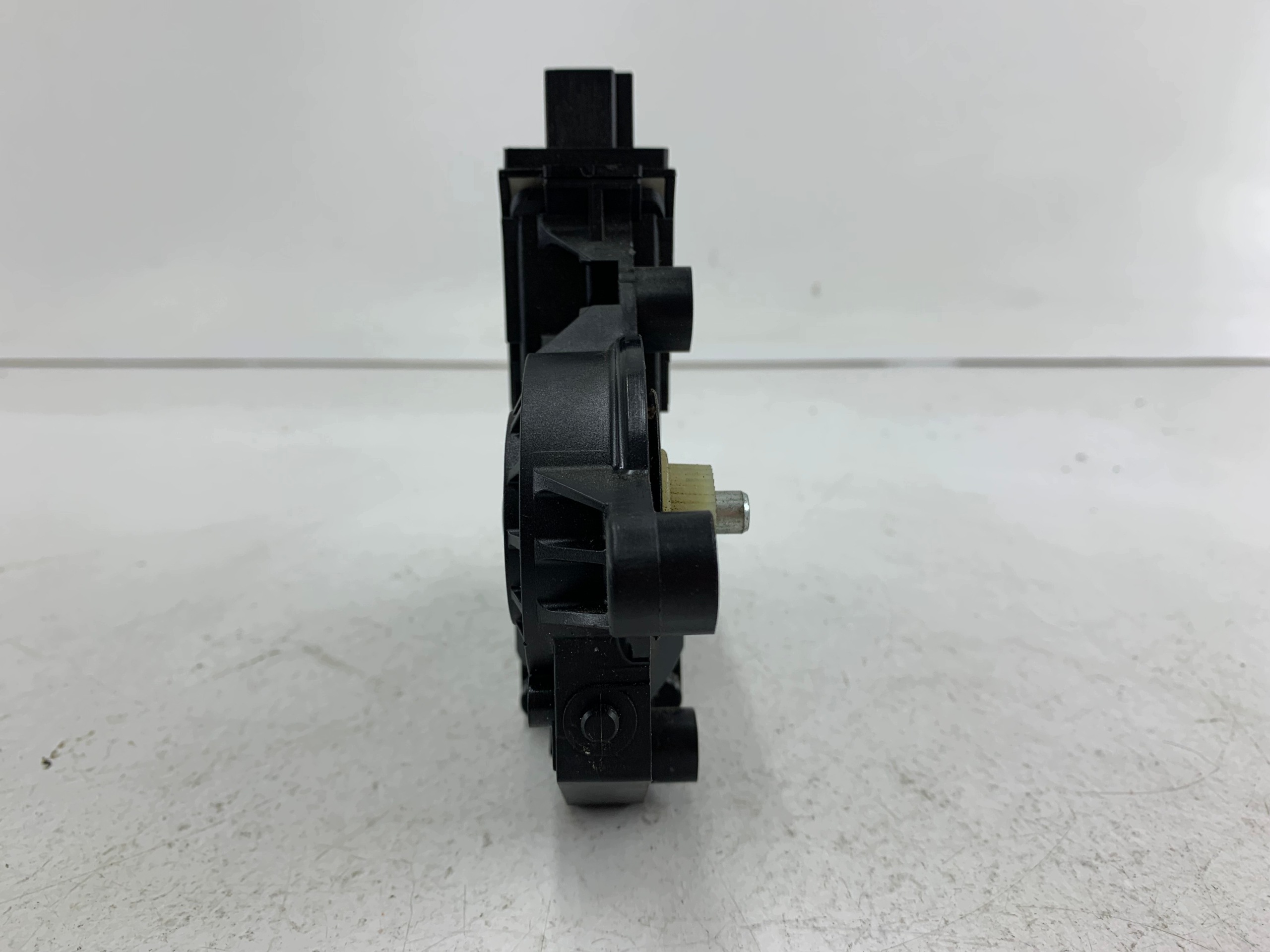 AUDI A4 B6 mini motor windows right rear part 8E0959802A