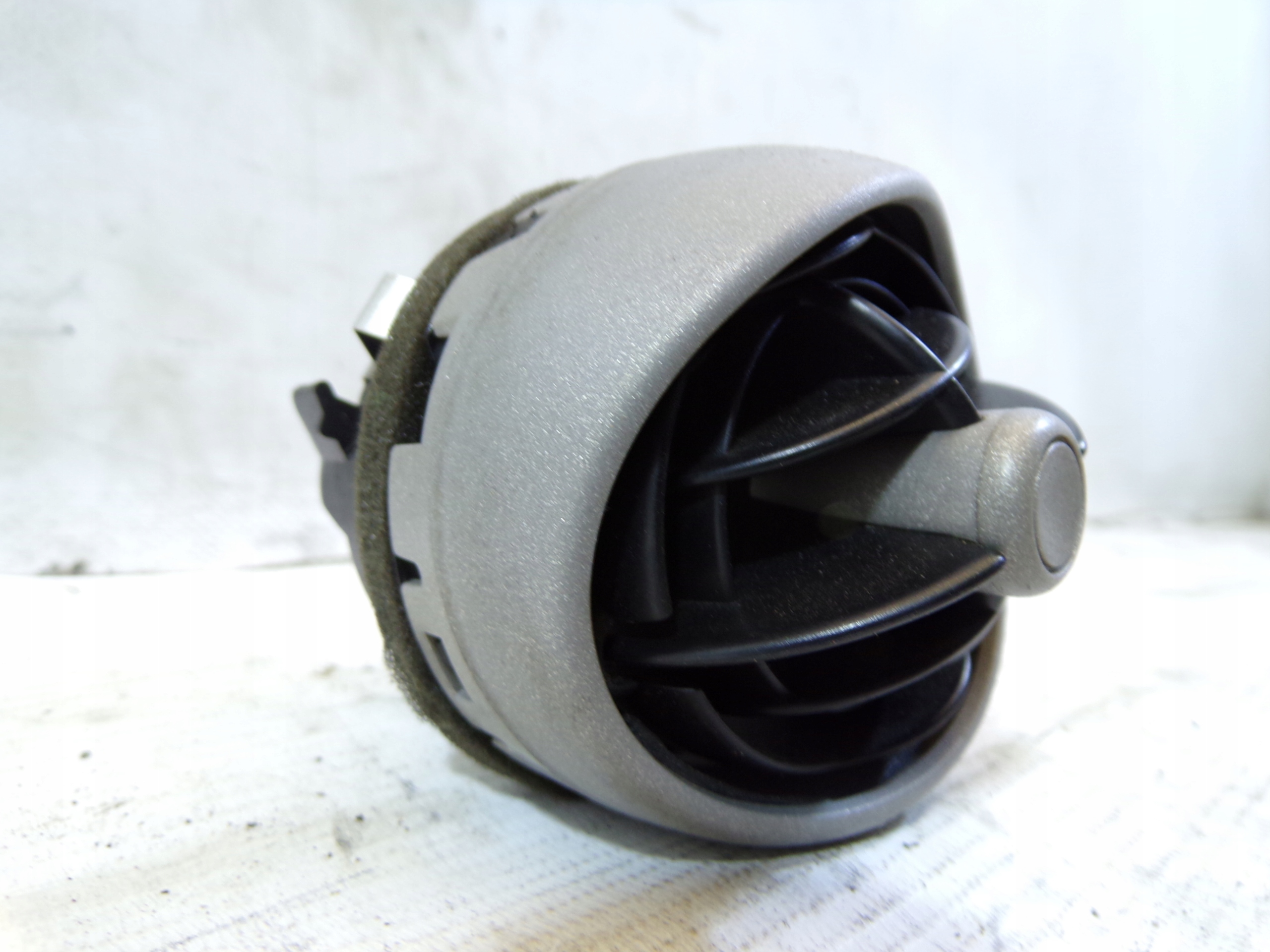 grid air conditioning devices side SMART FORFOUR A4548300354 (1)