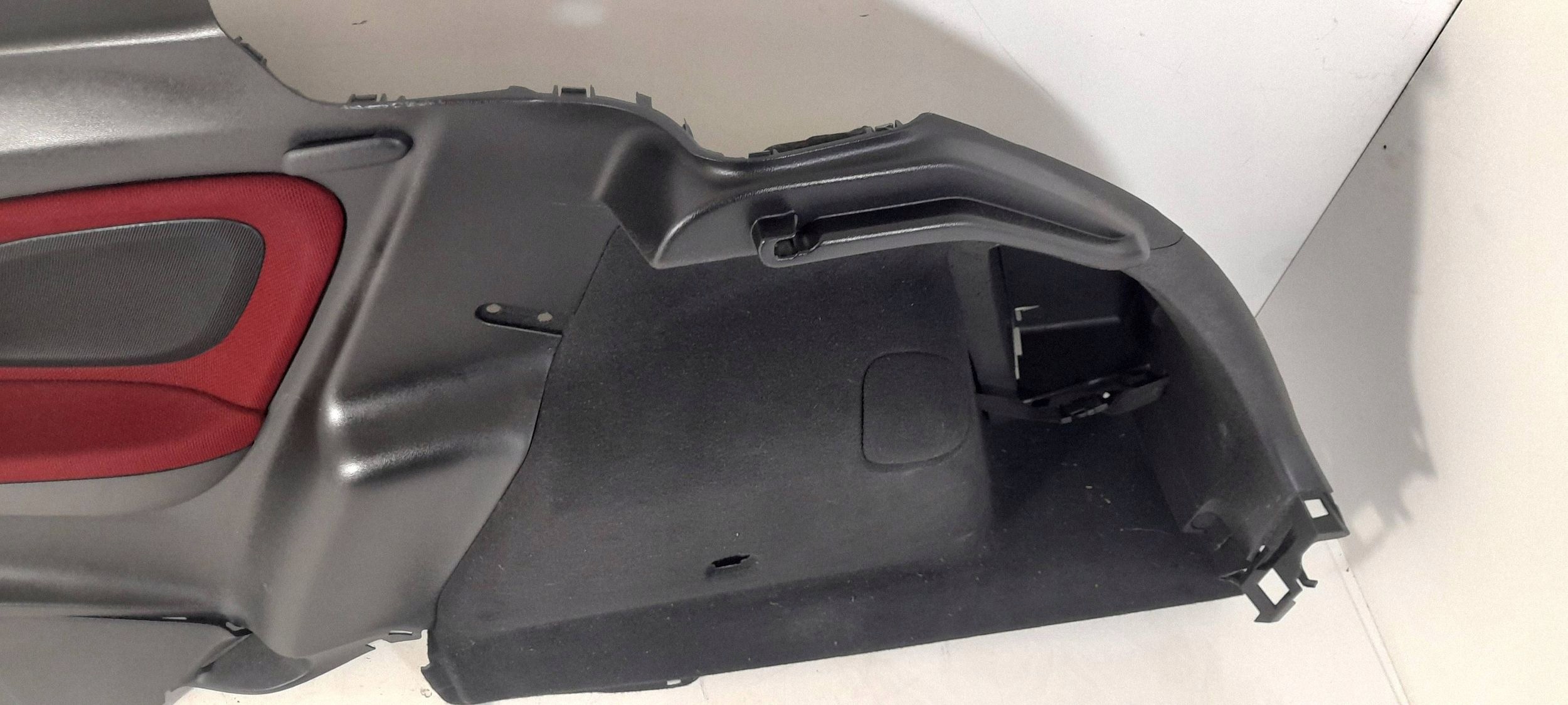 Honda Civic VIII Type-R upholstery boot right 83730-SM-E010 (3)