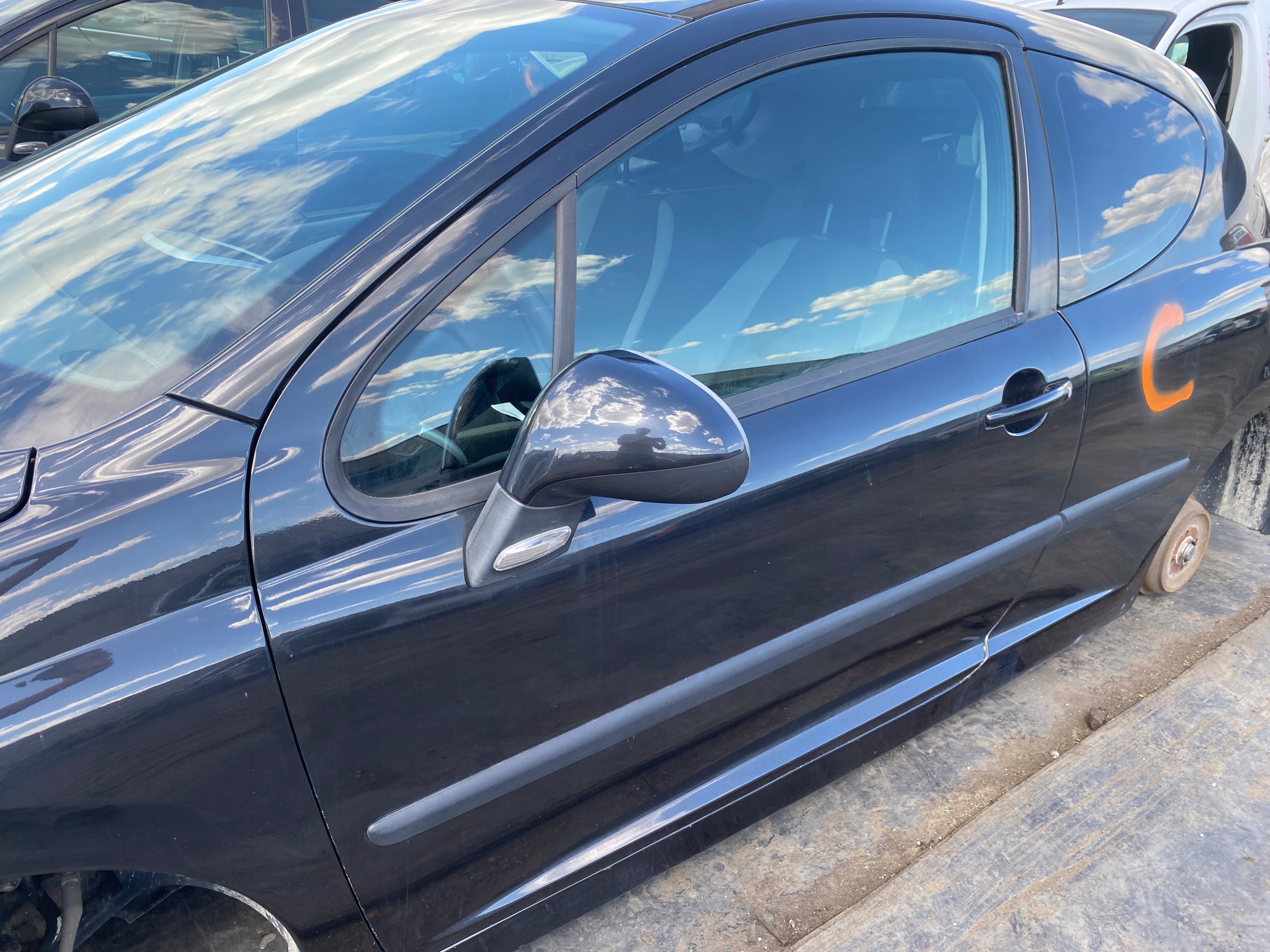door left front front Peugeot 207 06-15 code lakieru EXLD