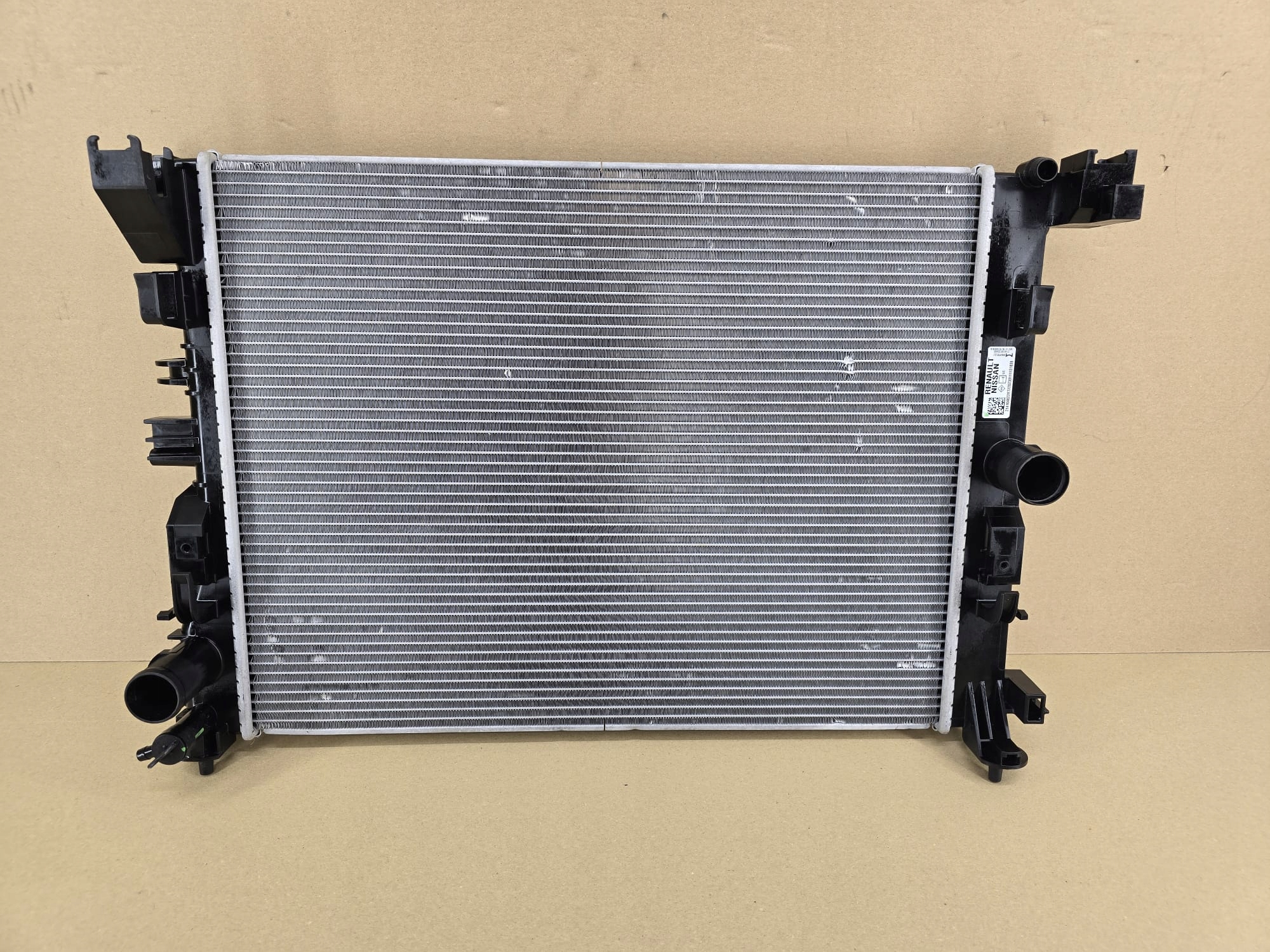 CHŁODNICA WODY RENAULT CAPTUR ARKANA 21- 214104822R