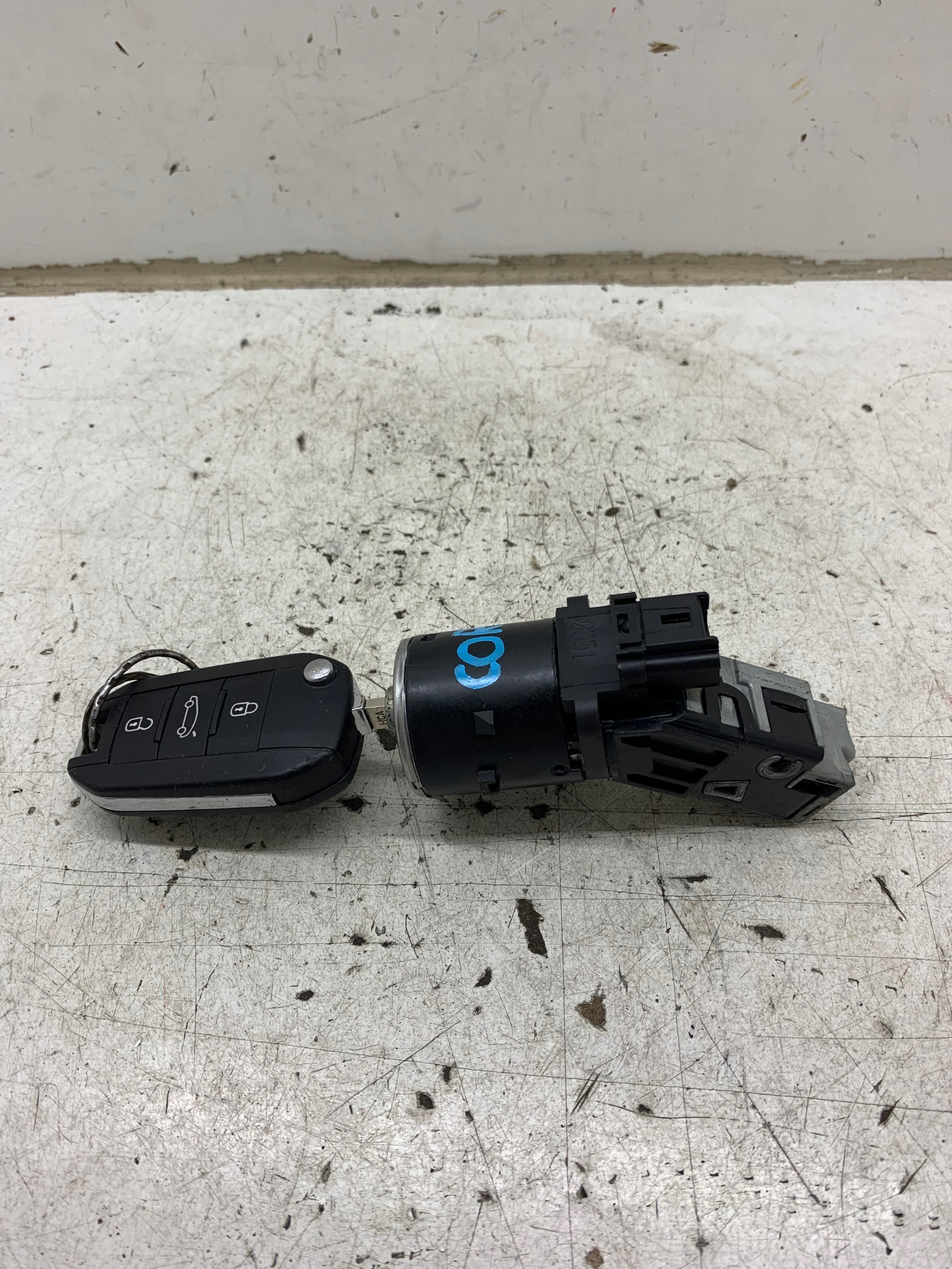 ignition key KOMPLET 9673257480 OPEL CORSA F 19