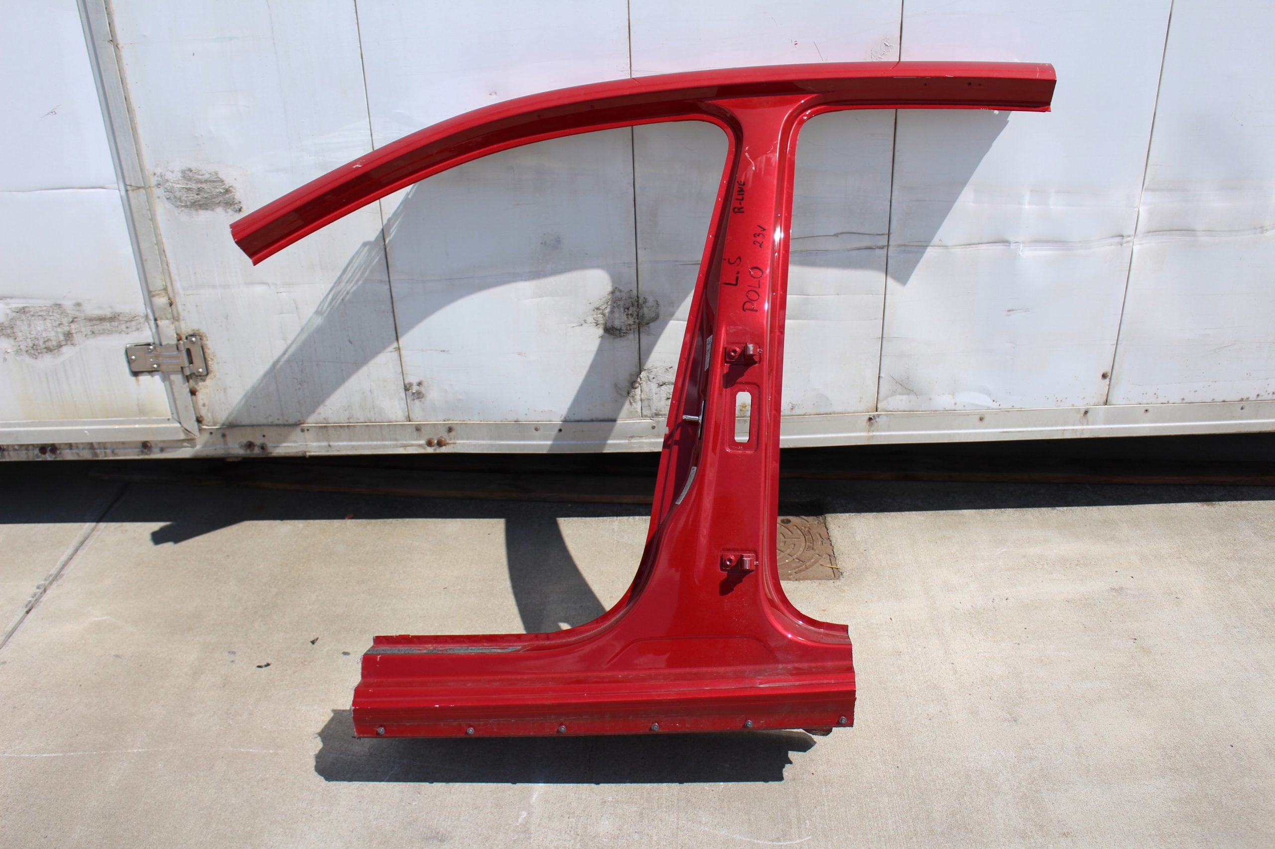 ЧЕТВЕРТЬ СТОЙКА ПОРОГ ЛЕВЫЙ VW POLO VIg 2023