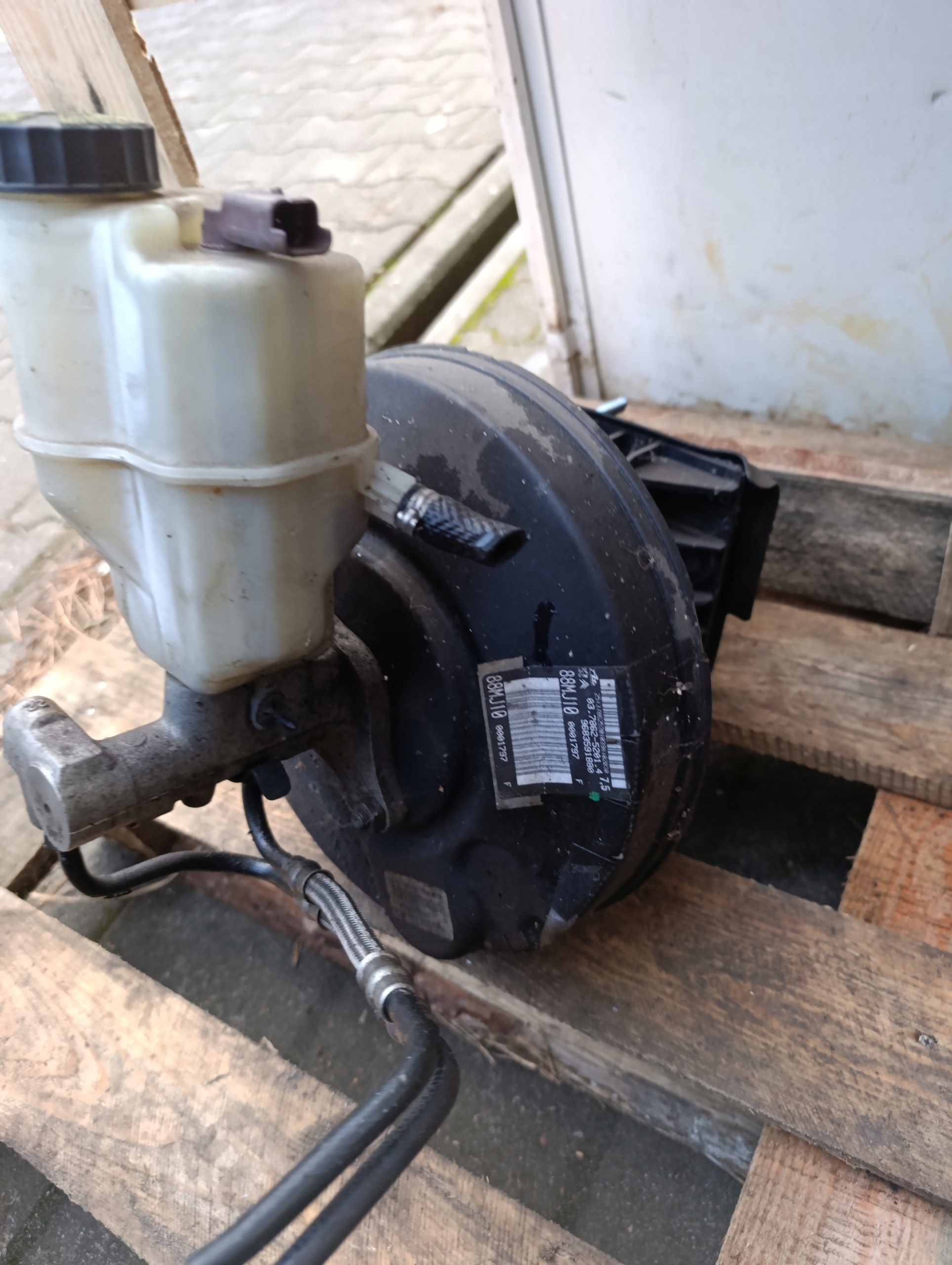 PEUGEOT 407 SERVO 9683591880