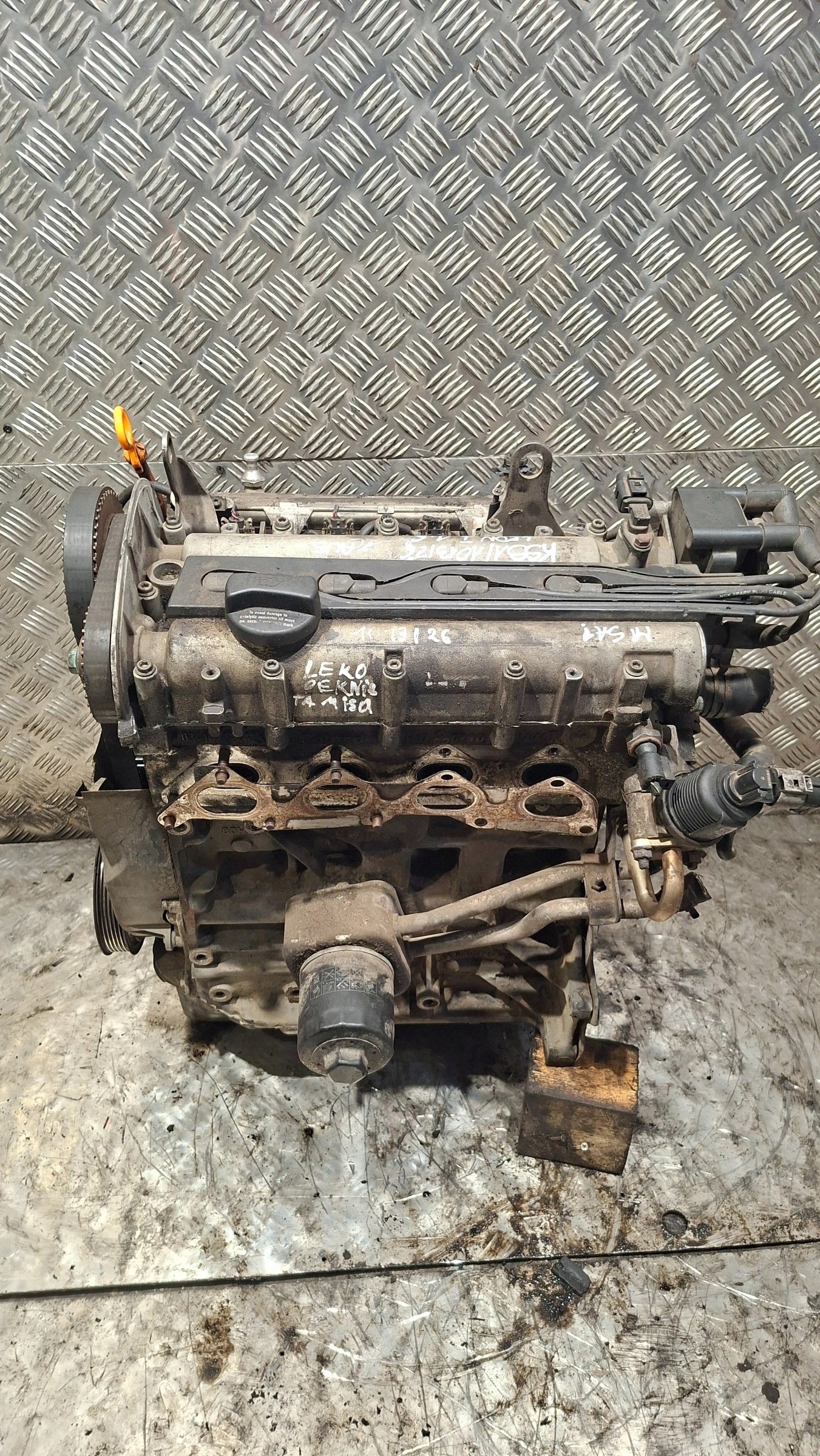 engine unprotected pillar SEAT LEON and 1.6 AUS