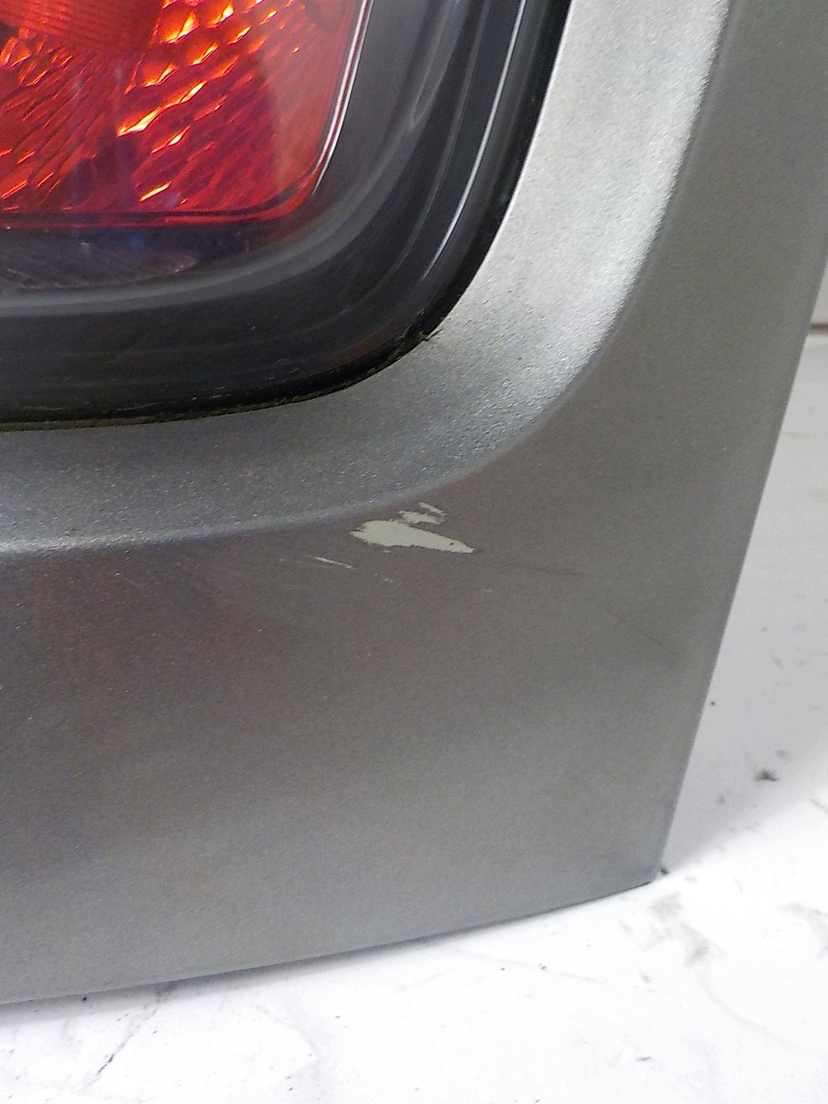 KIA SOUL and light right rear part rear
