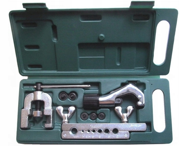 PRASKA PRZYRZAD ZARABIANIA PRZEWODOW HAMULCOWYCH Producent code AN040043N