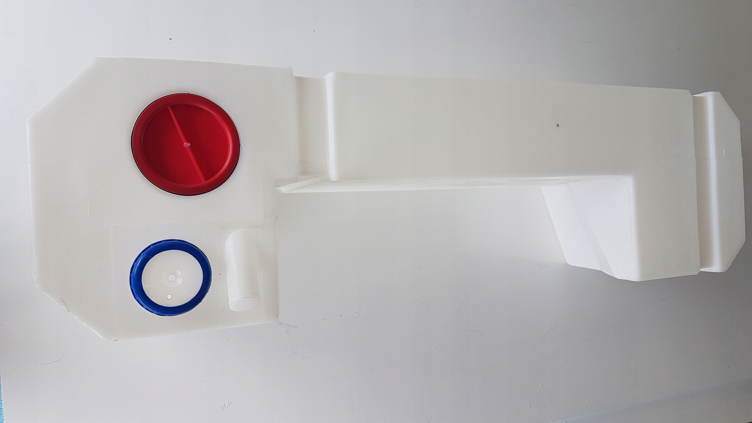 1 - Резервуар для води