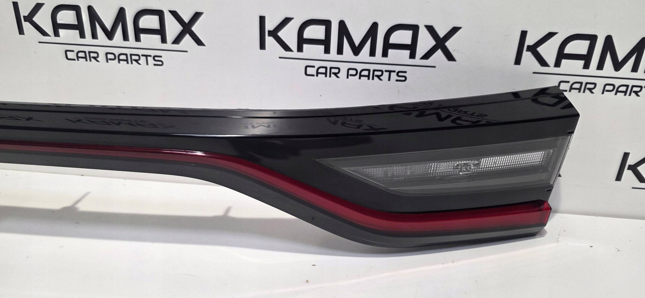 light cap LED rear part LEXUS LBX 23- original 81580-52470