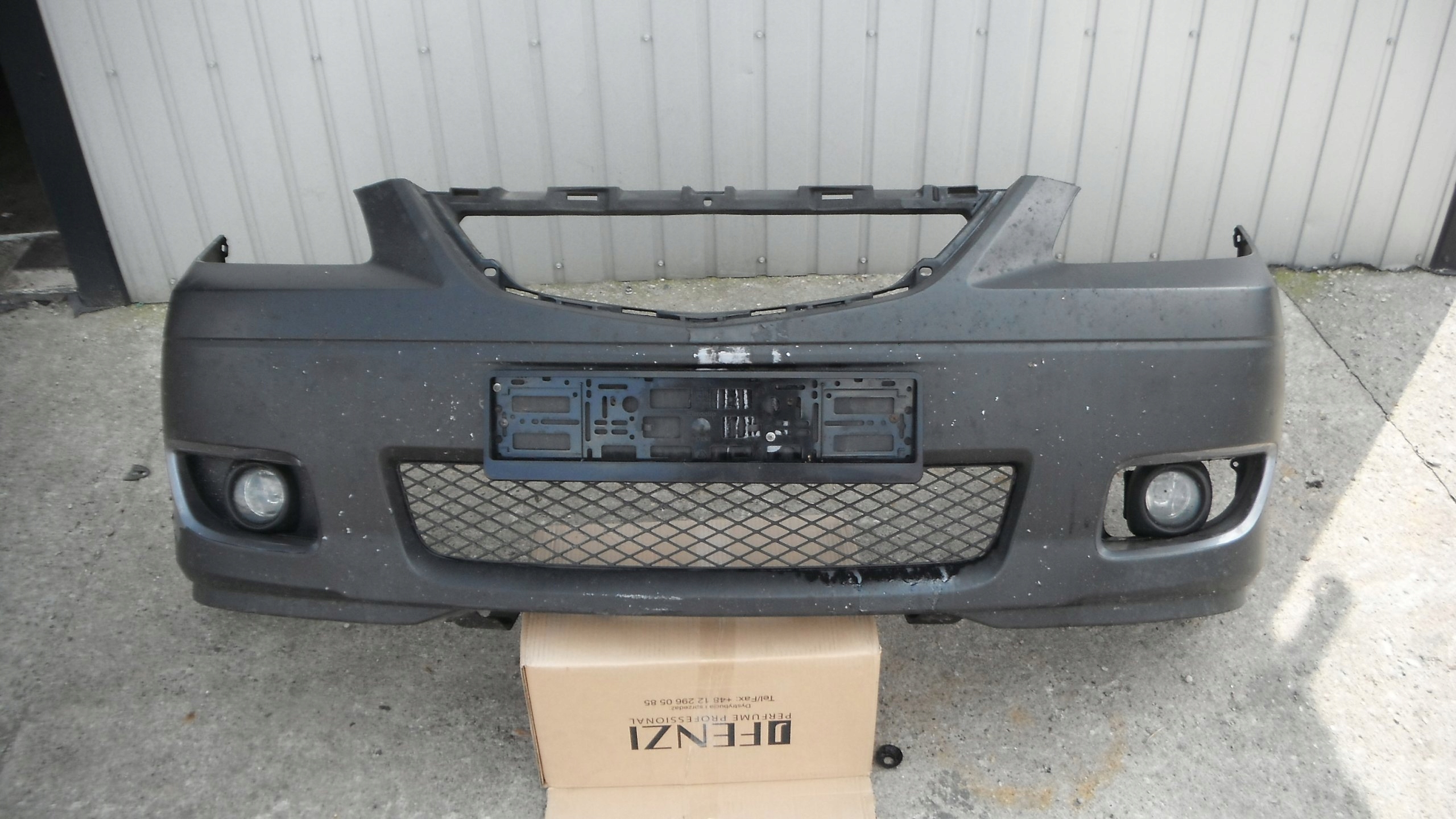 MAZDA MPV LIFT 03-06 ZDERZAK PRZEDNI HALOGENY