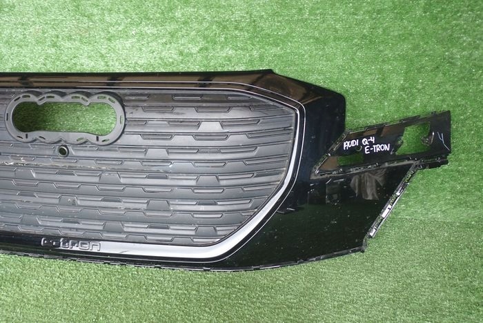 AUDI Q4 E-TRON 21- front bumper front