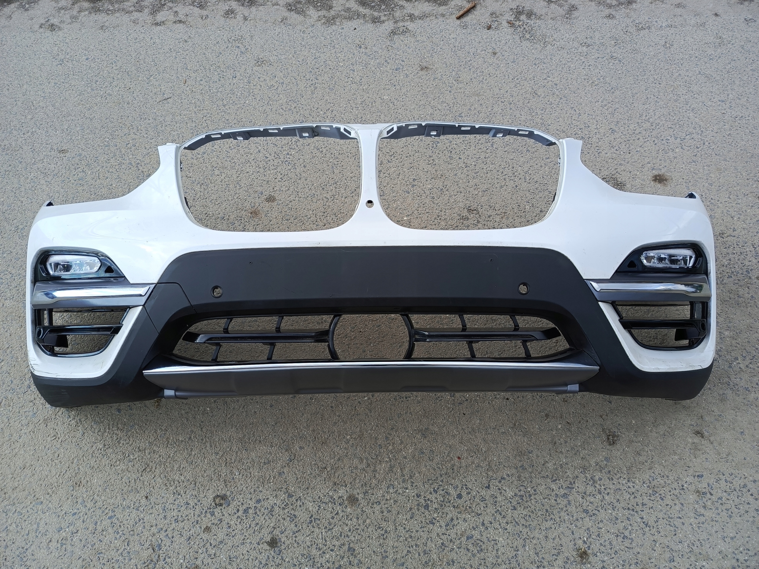 BMW X3 G01 ZDERZAK PRZEDNI PRZÓD