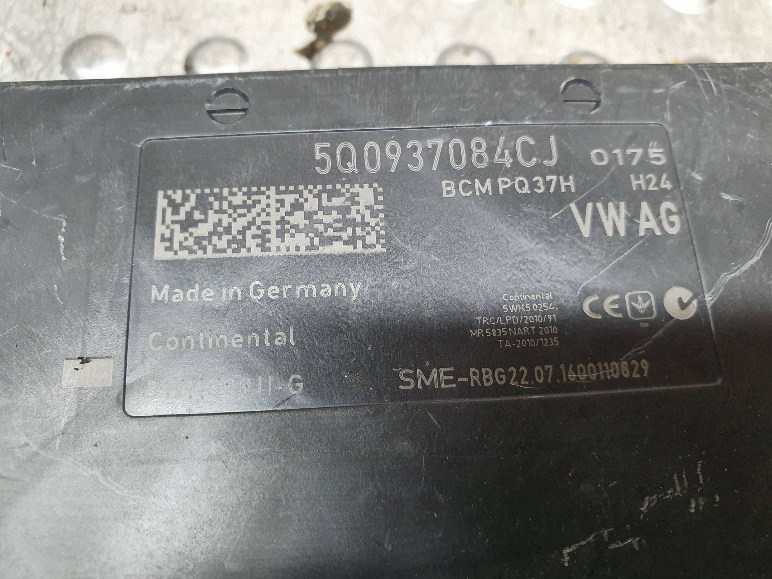 comfort control unit 5Q0937084CJ OCTAVIA III LEON III SUPERB III GOLF VII