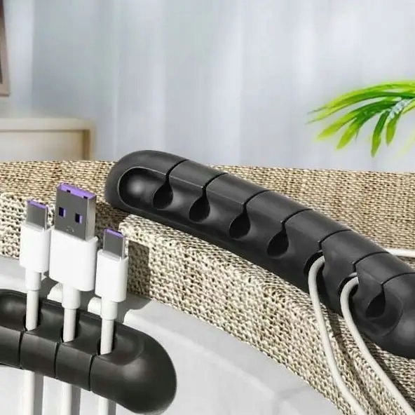 UCHWYT NA 7 KABLI ORGANIZER NA DO BIURKA PRZYLEPNY Kod producenta DSJ ORG 7