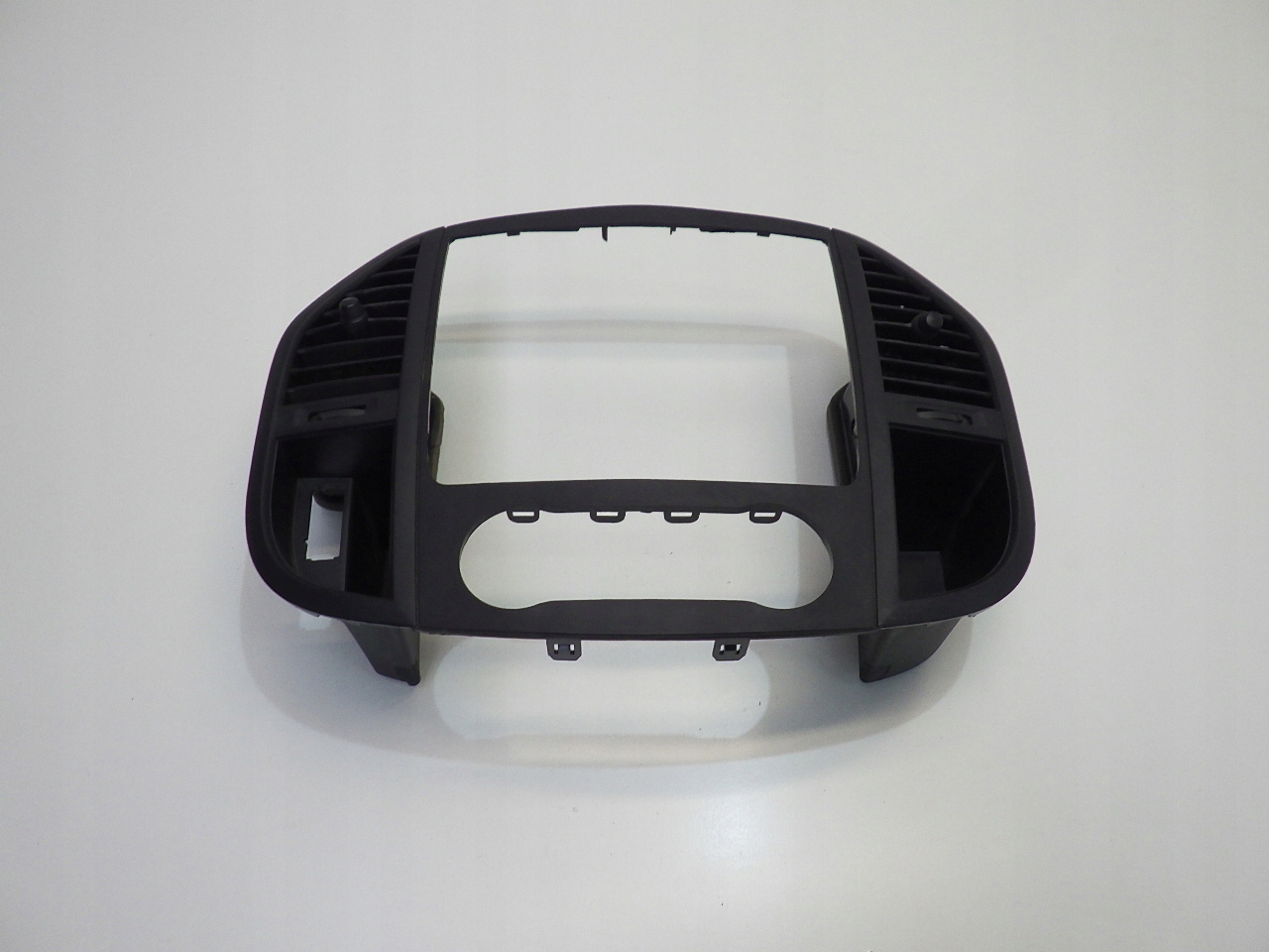 A4478300654 - MB VITO W447 2021 радио рамка вентиляционная решетка