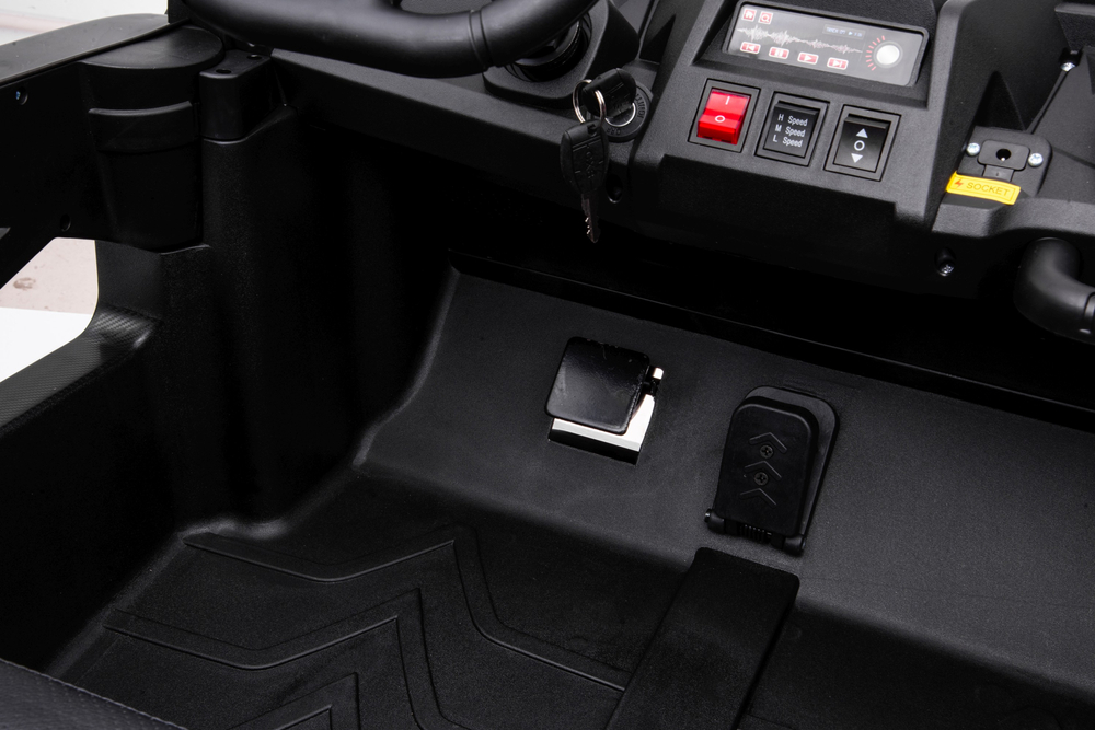 Auto Na Akumulator Buggy STRONG A032 Czerwony Liczba drzwi 2