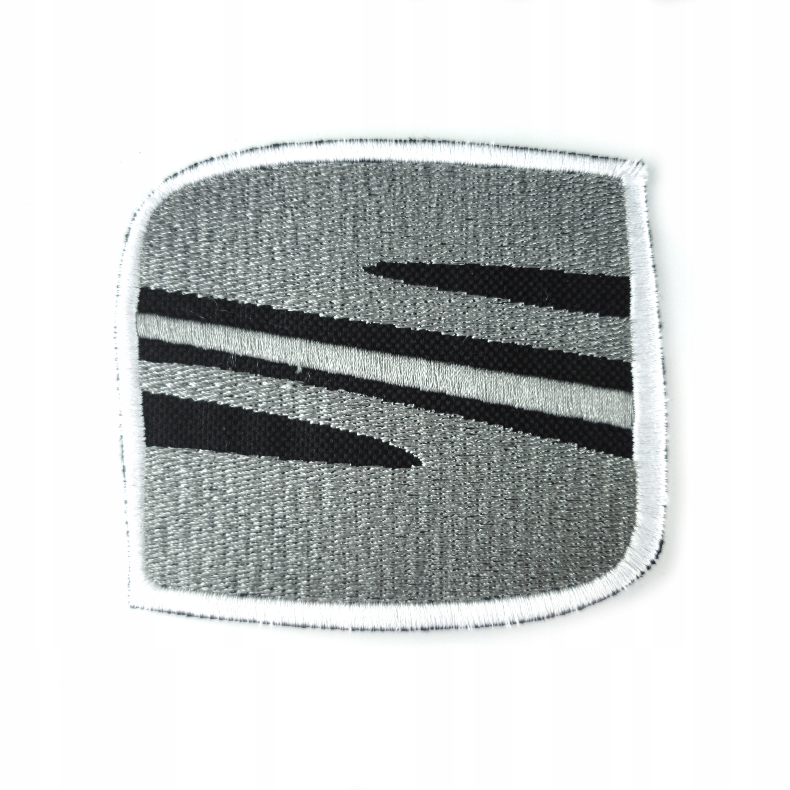 NASZYWKA HAFTOWANA TERMO SEAT