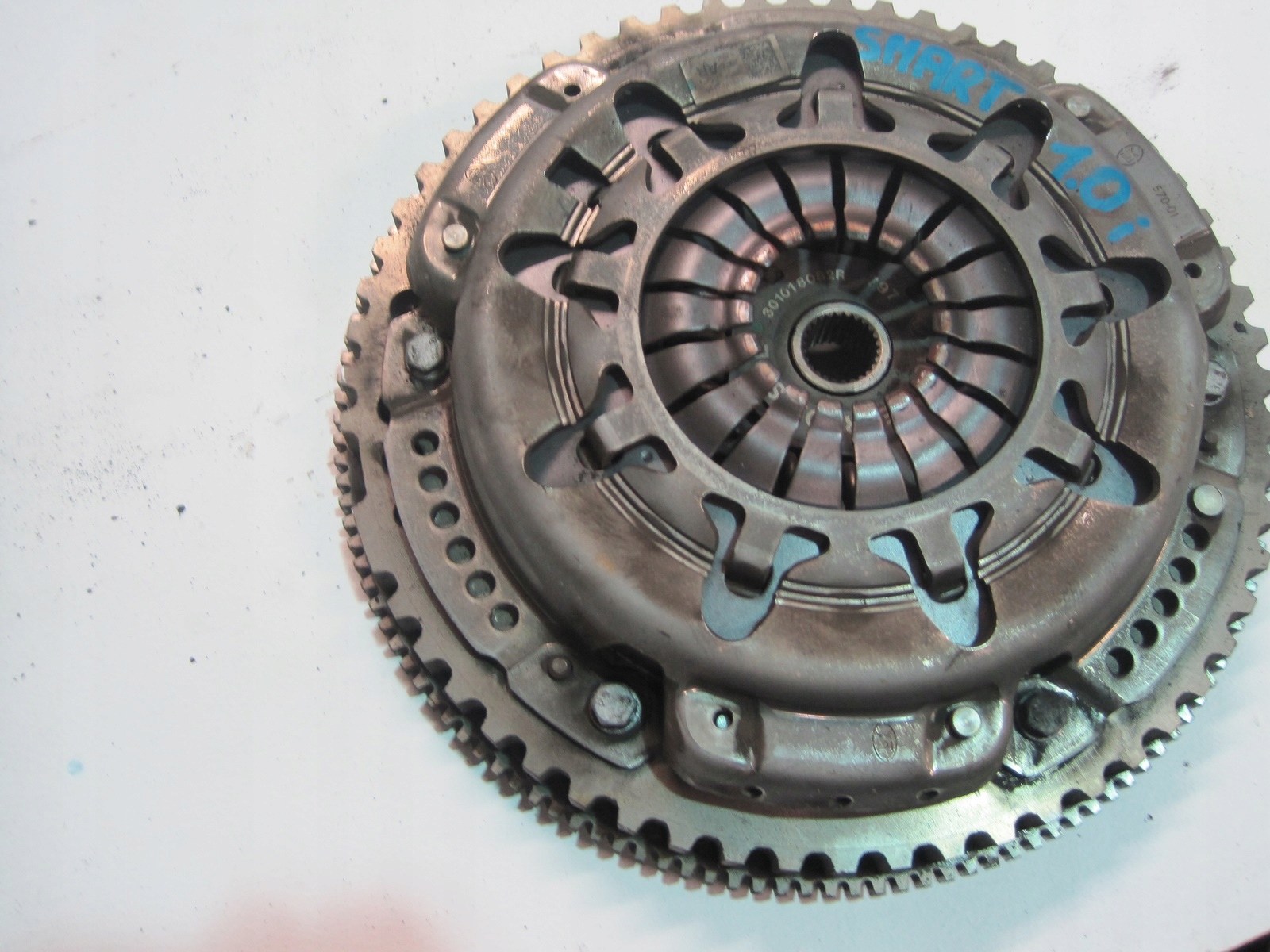 clutch wheel flywheel SMART 1,0i 123118379R
