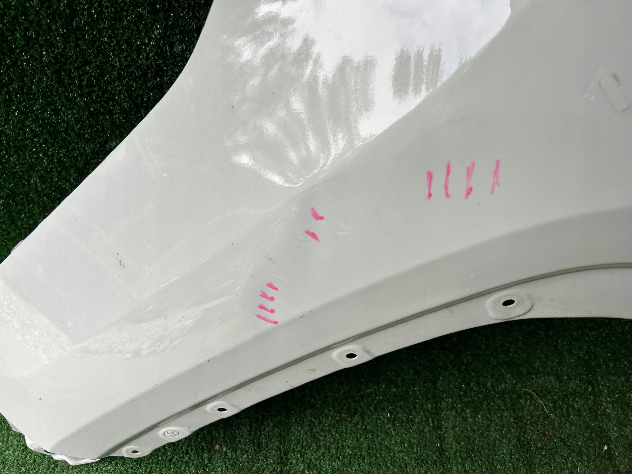 Toyota RAV 4 18- fender left front front
