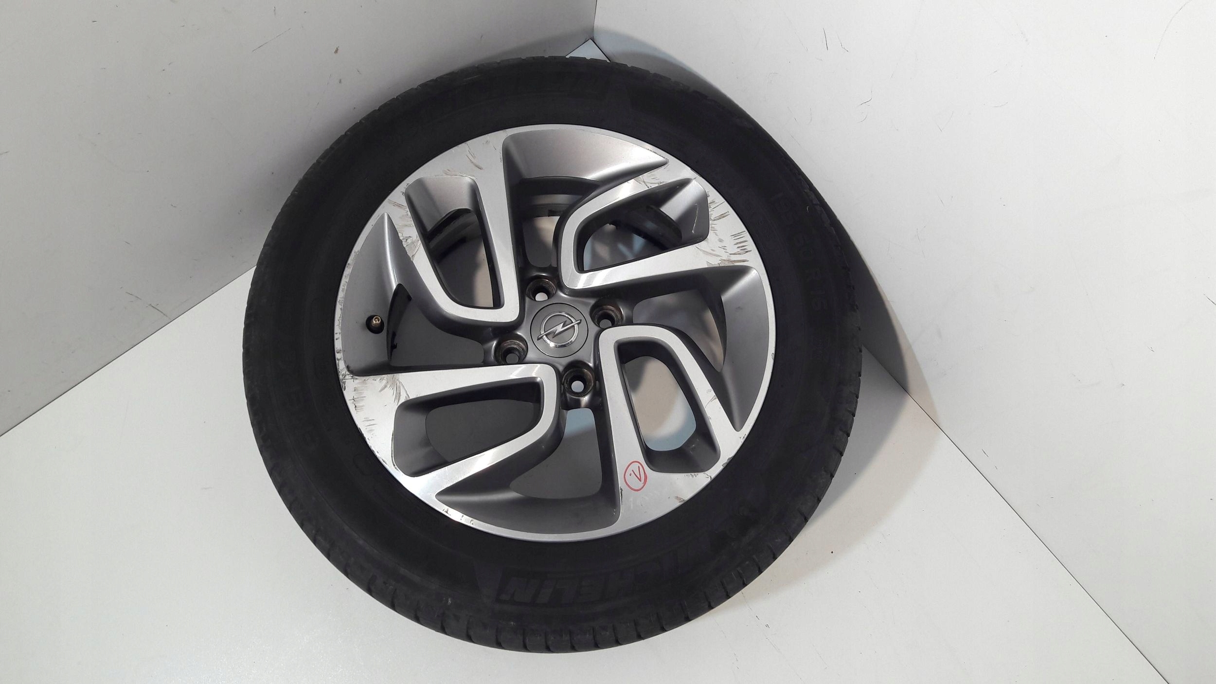 Opel Crossland X discs aluminium R16 39007897