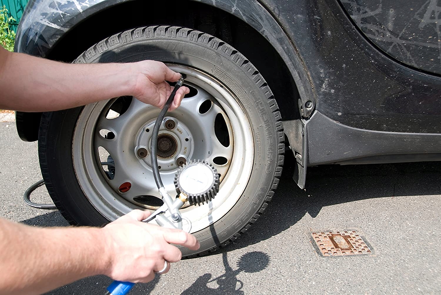 PISTOLET DO POMPOWANIA KOL Z MANOMETREM CEVIK 60 Producent code 60 G T