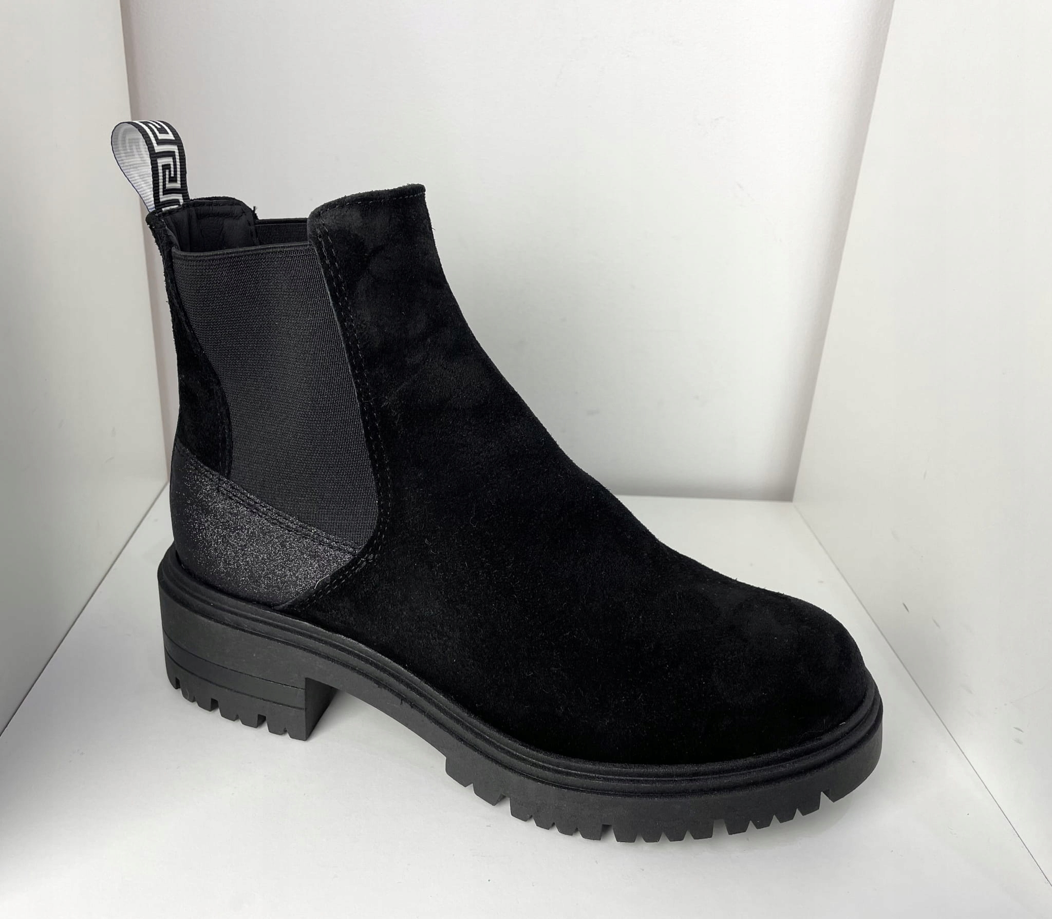 Dámské kotníkové boty kožené Higo 2182-23 Černá 37, Černá