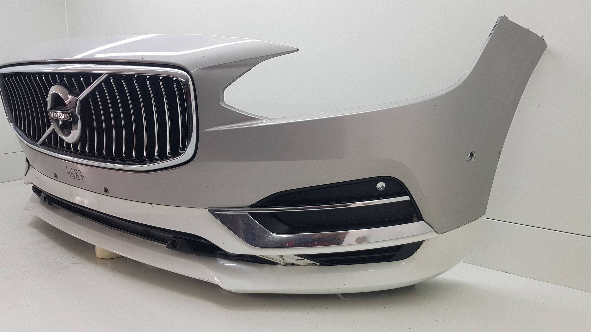 VOLVO V90 S90 2016 - bumper front 31383226
