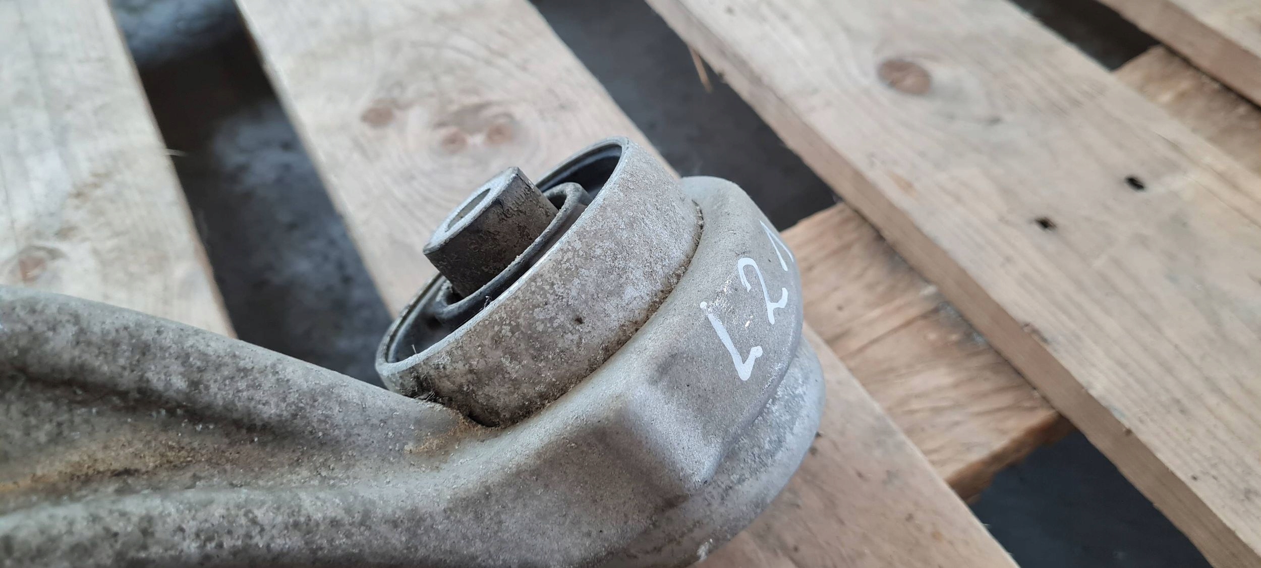 A6 C8 4K arm left front front lower 80A407695C A7 4K Q5 80A