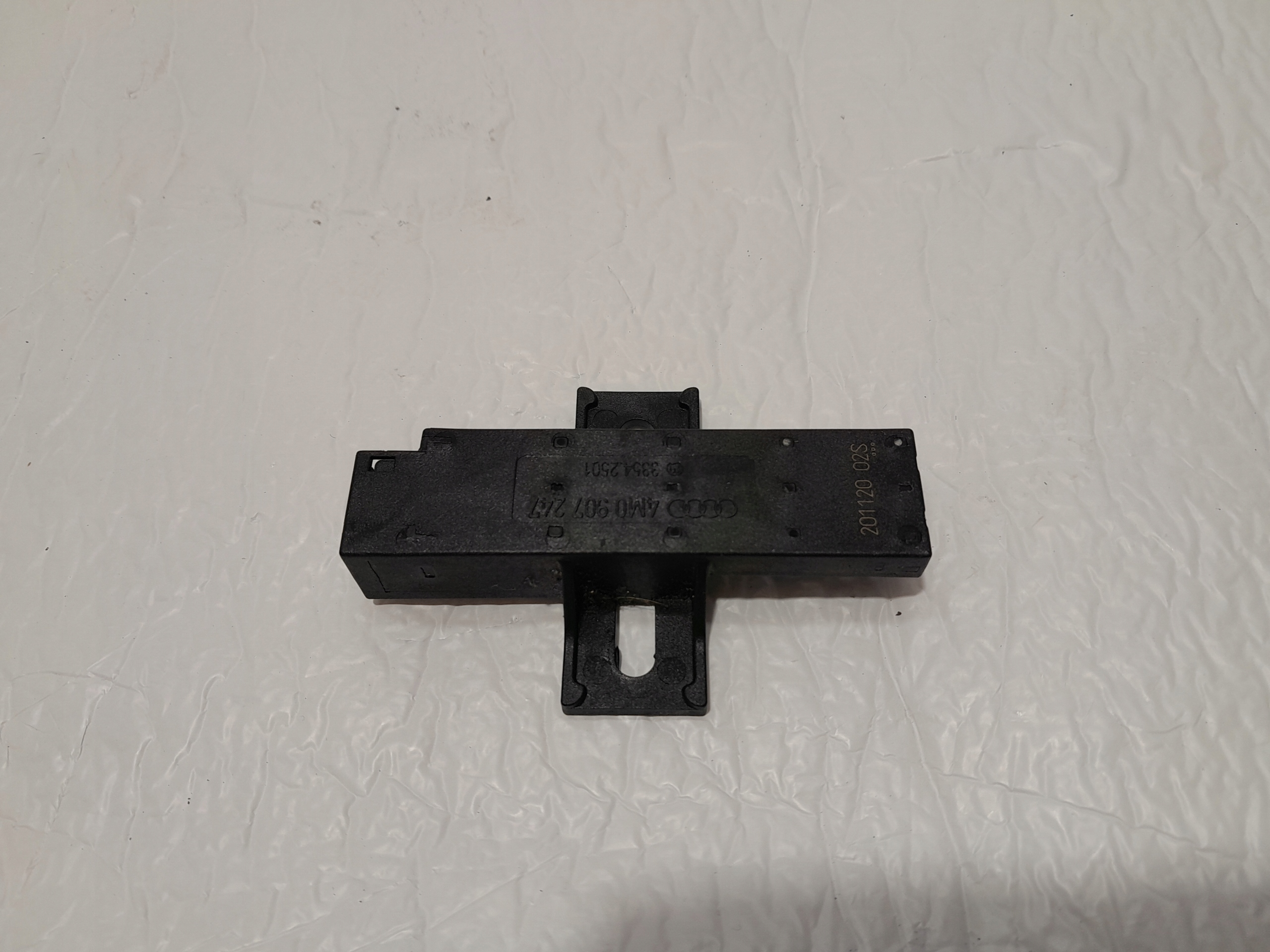 AUDI A4 B9 Berline LIFT Antenne Amplificateur 4M0907247A