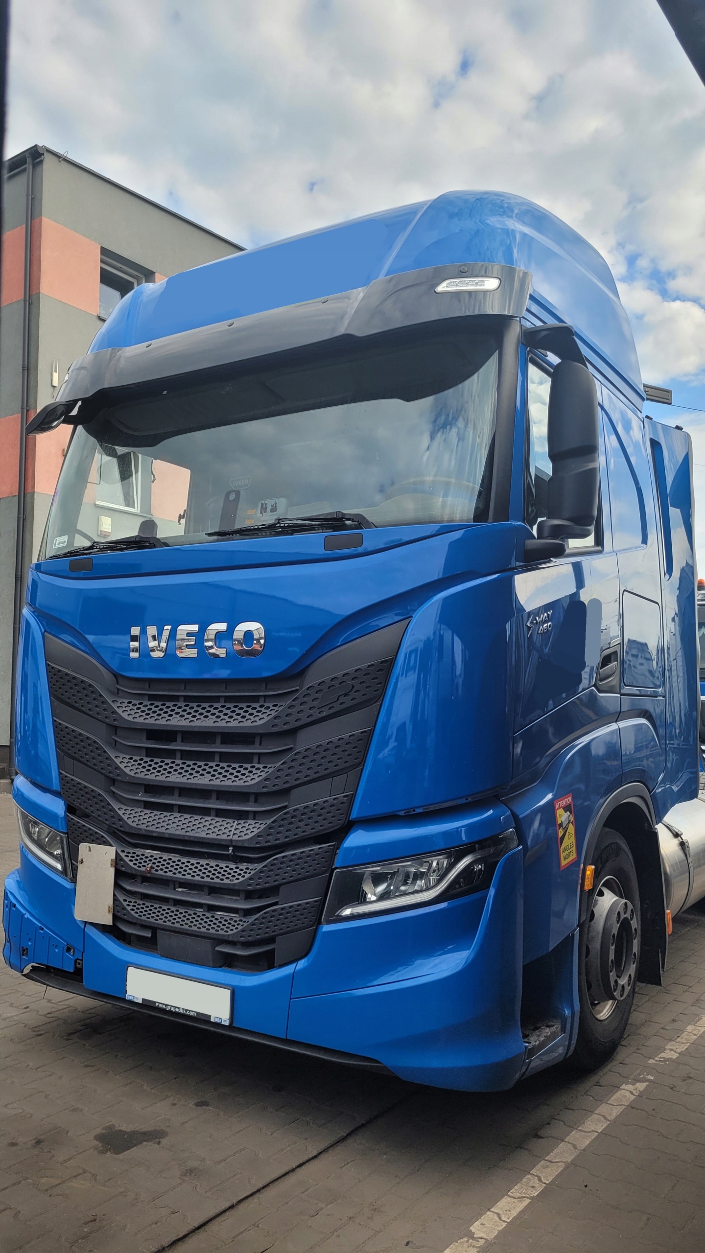 KOMPLETNA KABINA SYPIALNA IVECO S WAY 2020