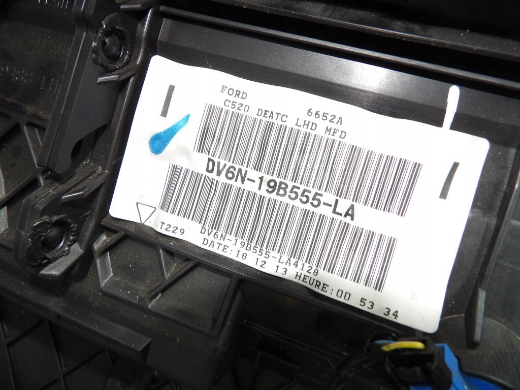 FORD KUGA MK2 2.0TDCI ohřívač DV6N-19B555-LA
